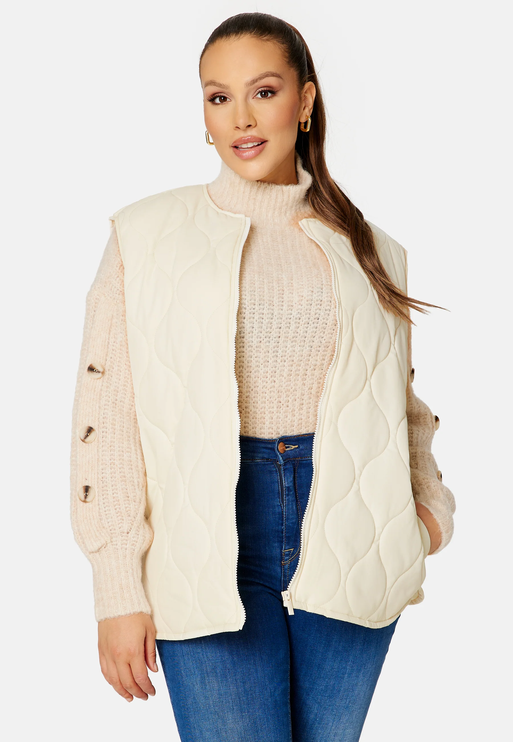Hilma Quilted Vest - Image 9
