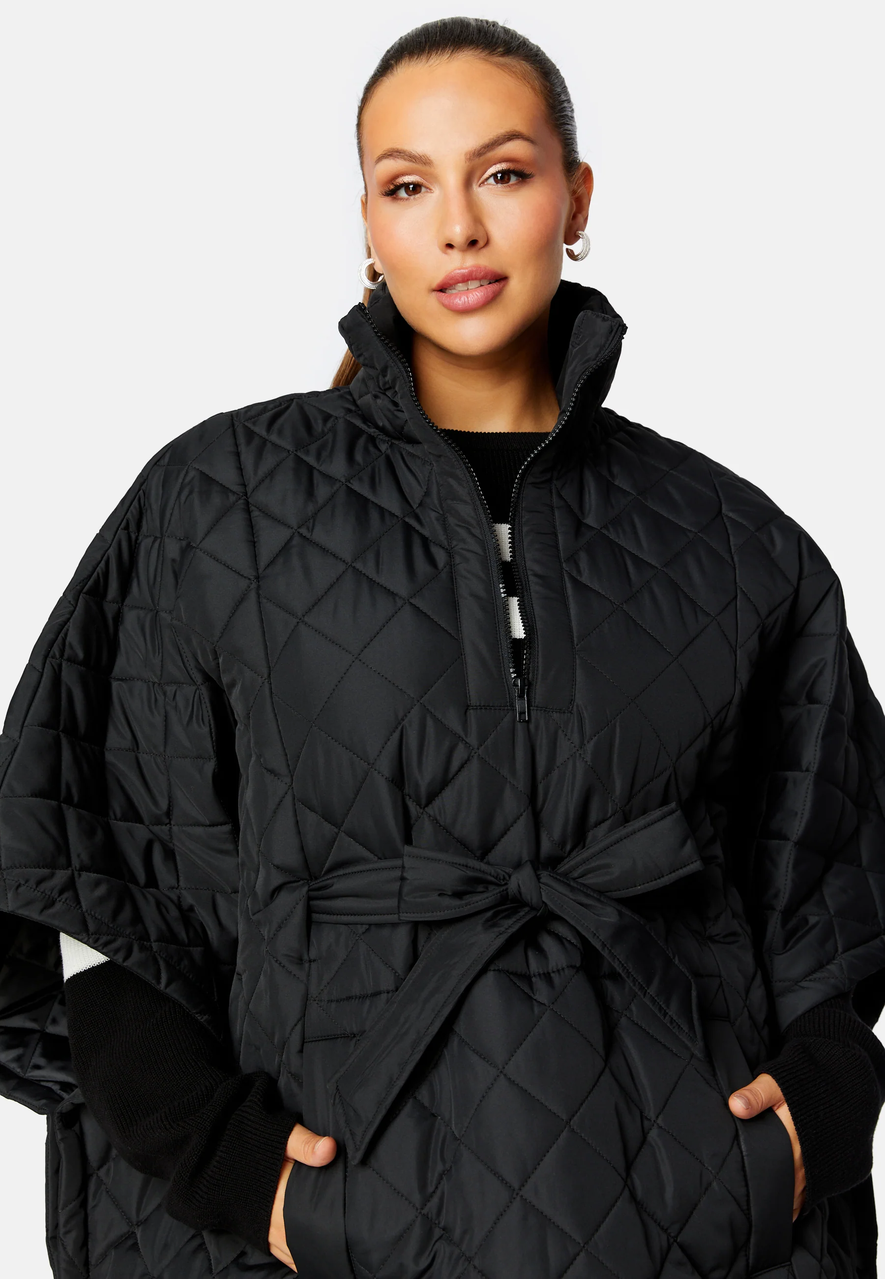 Hiri Quilted Poncho - Image 13