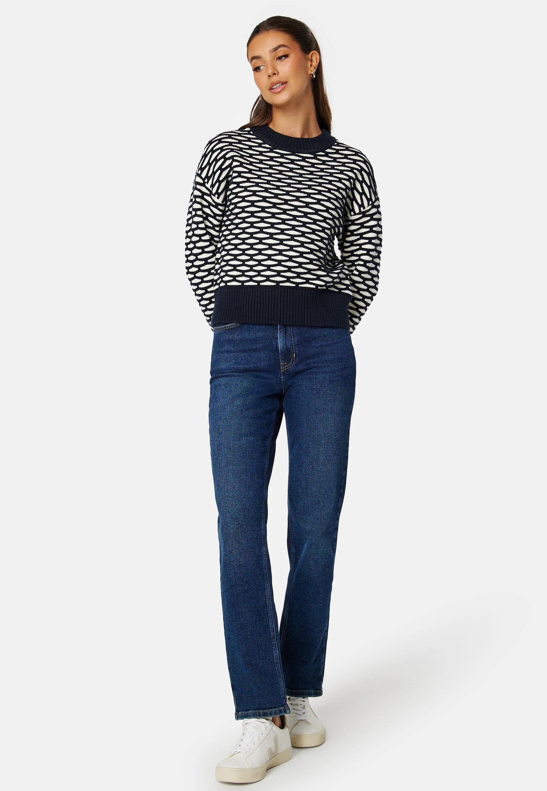 Intarsia C-Neck Sweater - Image 3