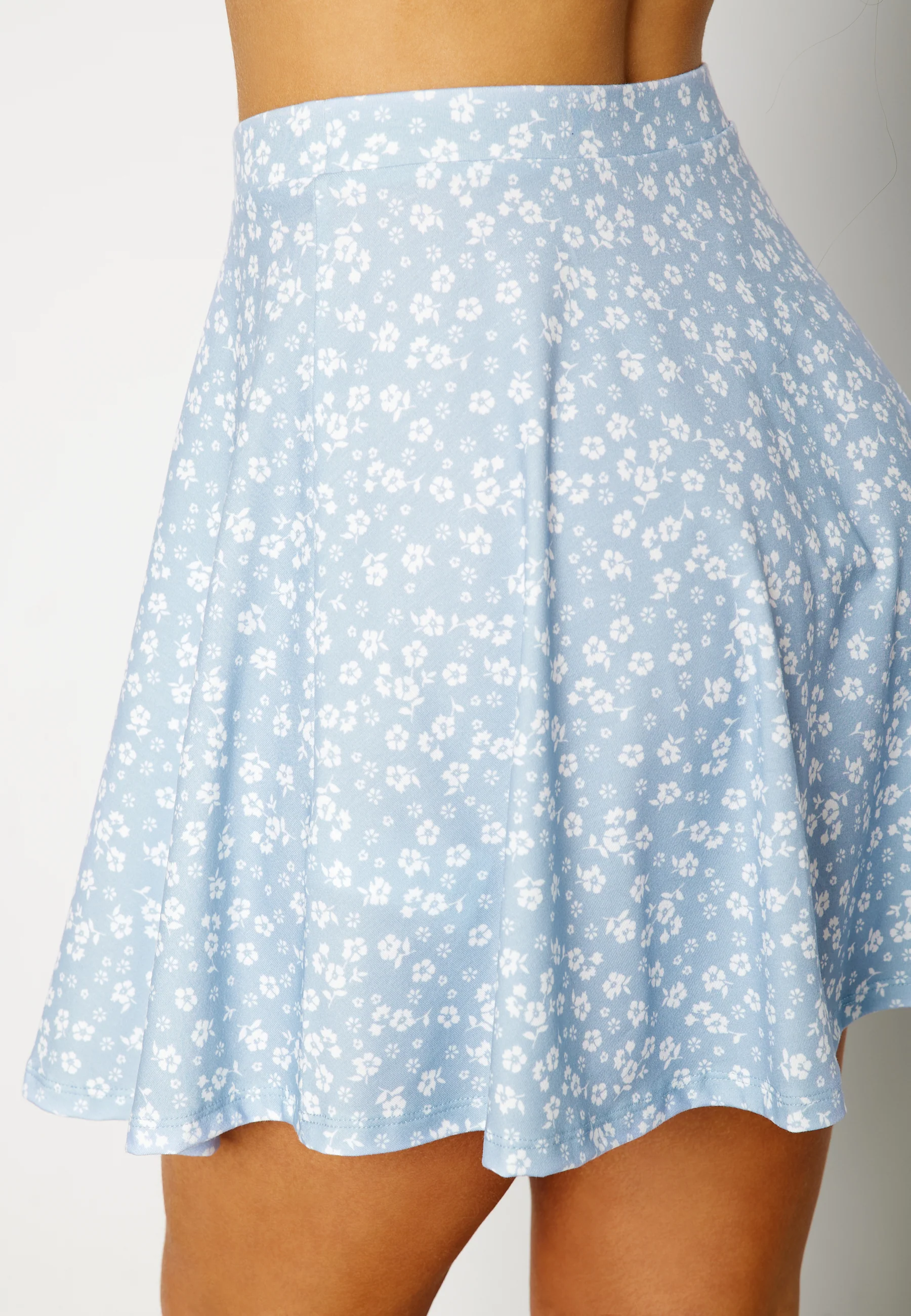 Jacelyn mini skirt - Image 4