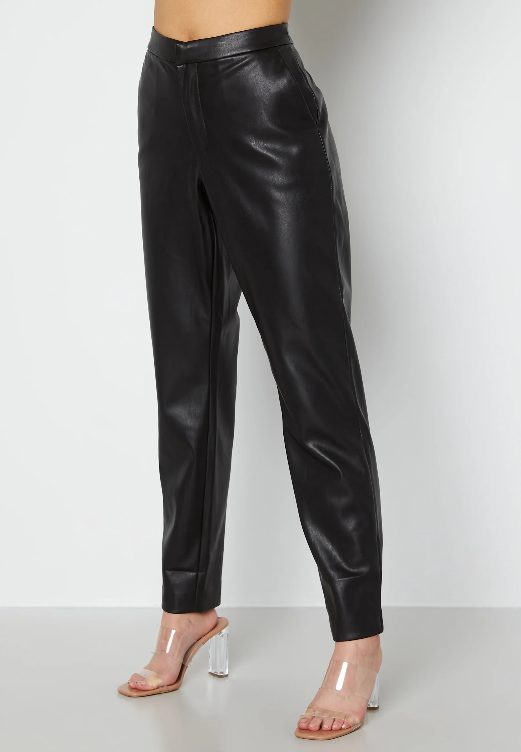 Jane MR Tapered Ankle Pant - Image 4