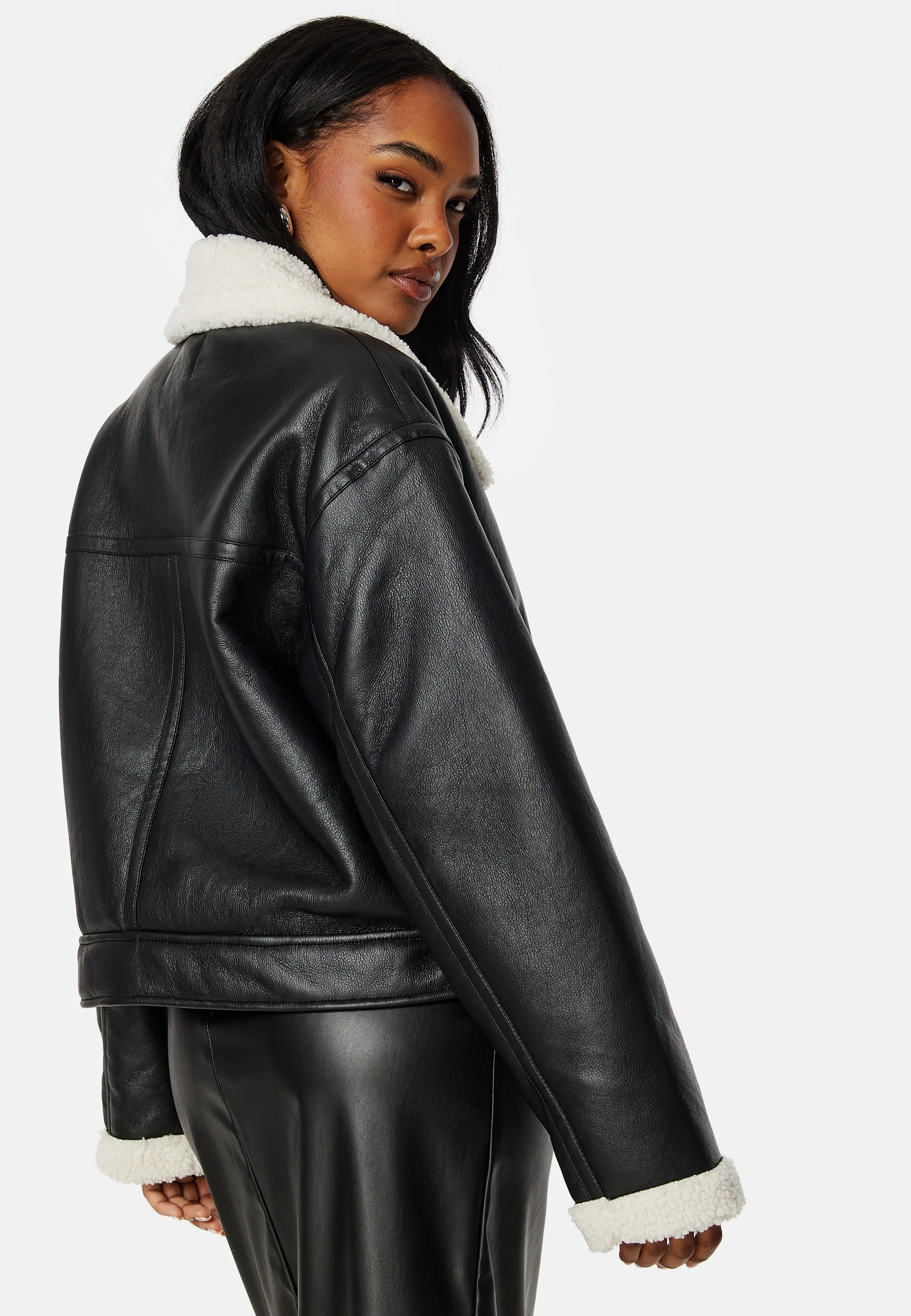 Janelle Short PU Jacket W Fake Fur - Image 2