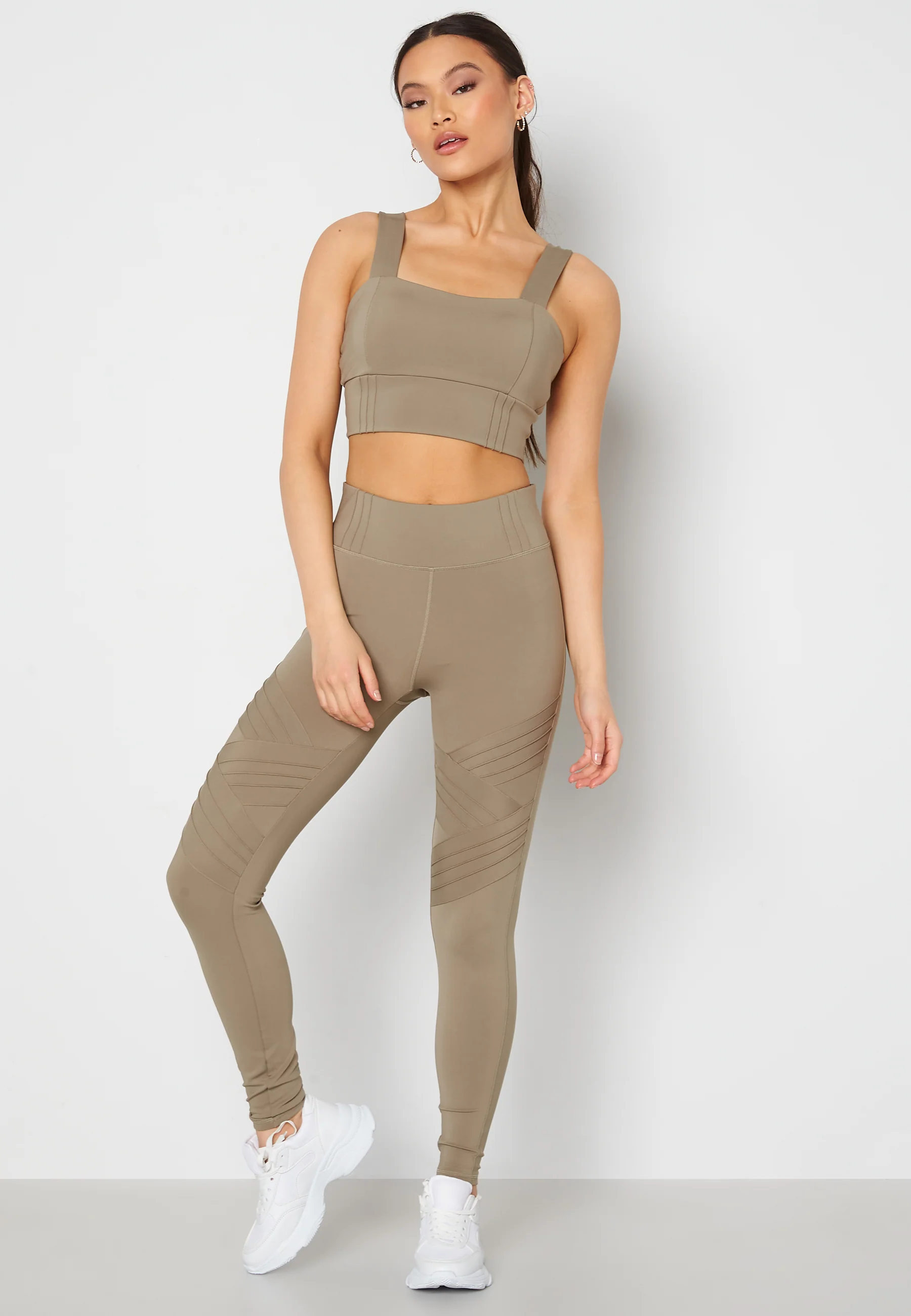 Jania HW Train Tights