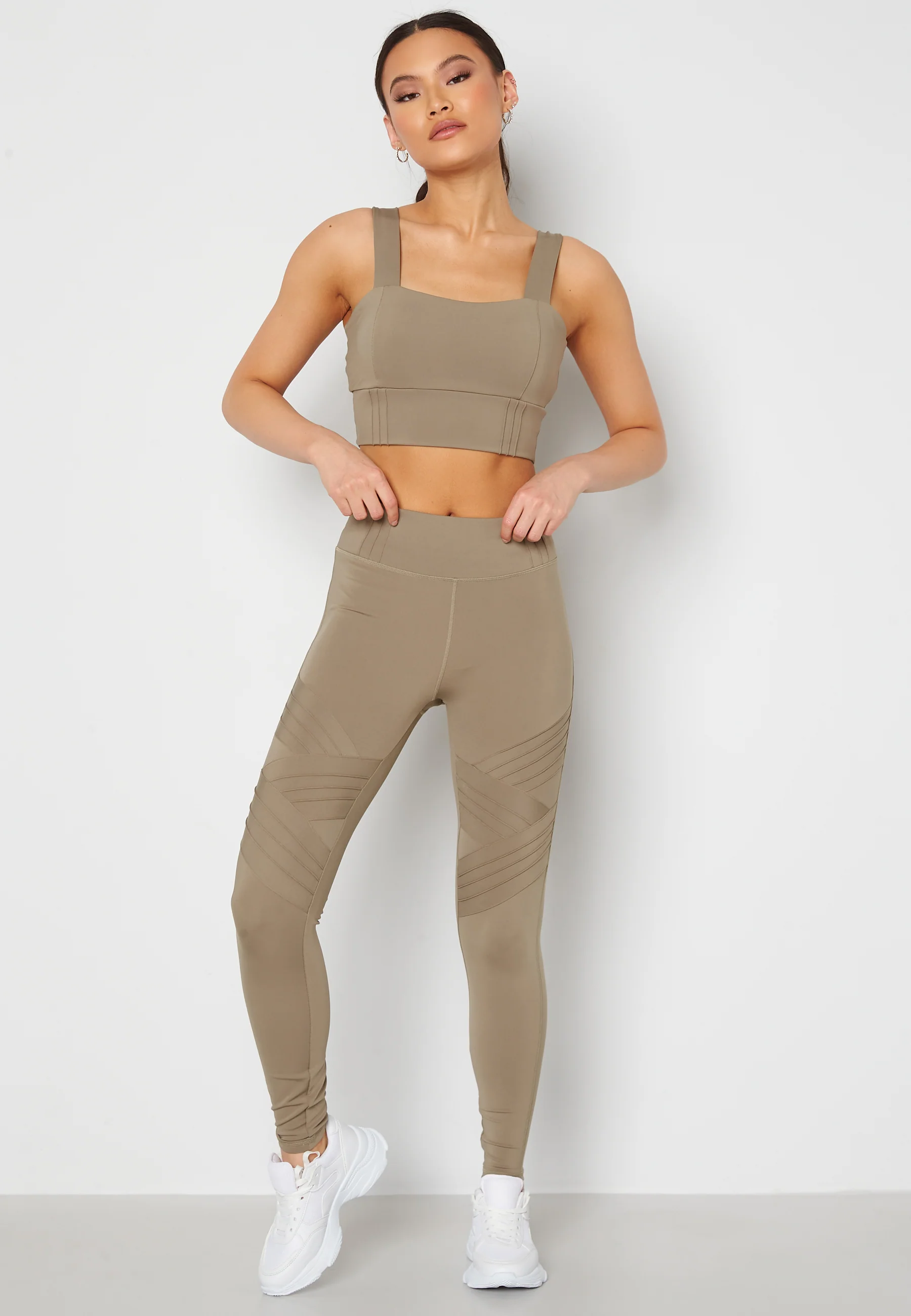 Jania Sports Bra - Image 3
