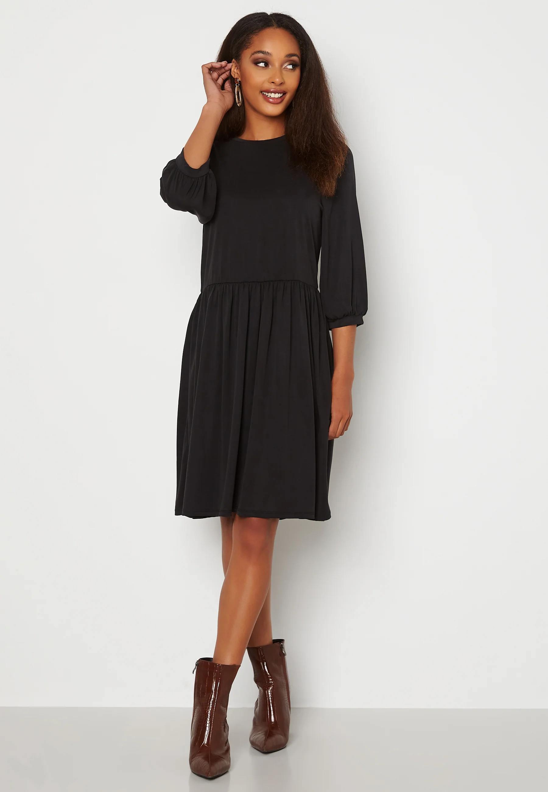 Jannie 3/4 Dress - Image 2