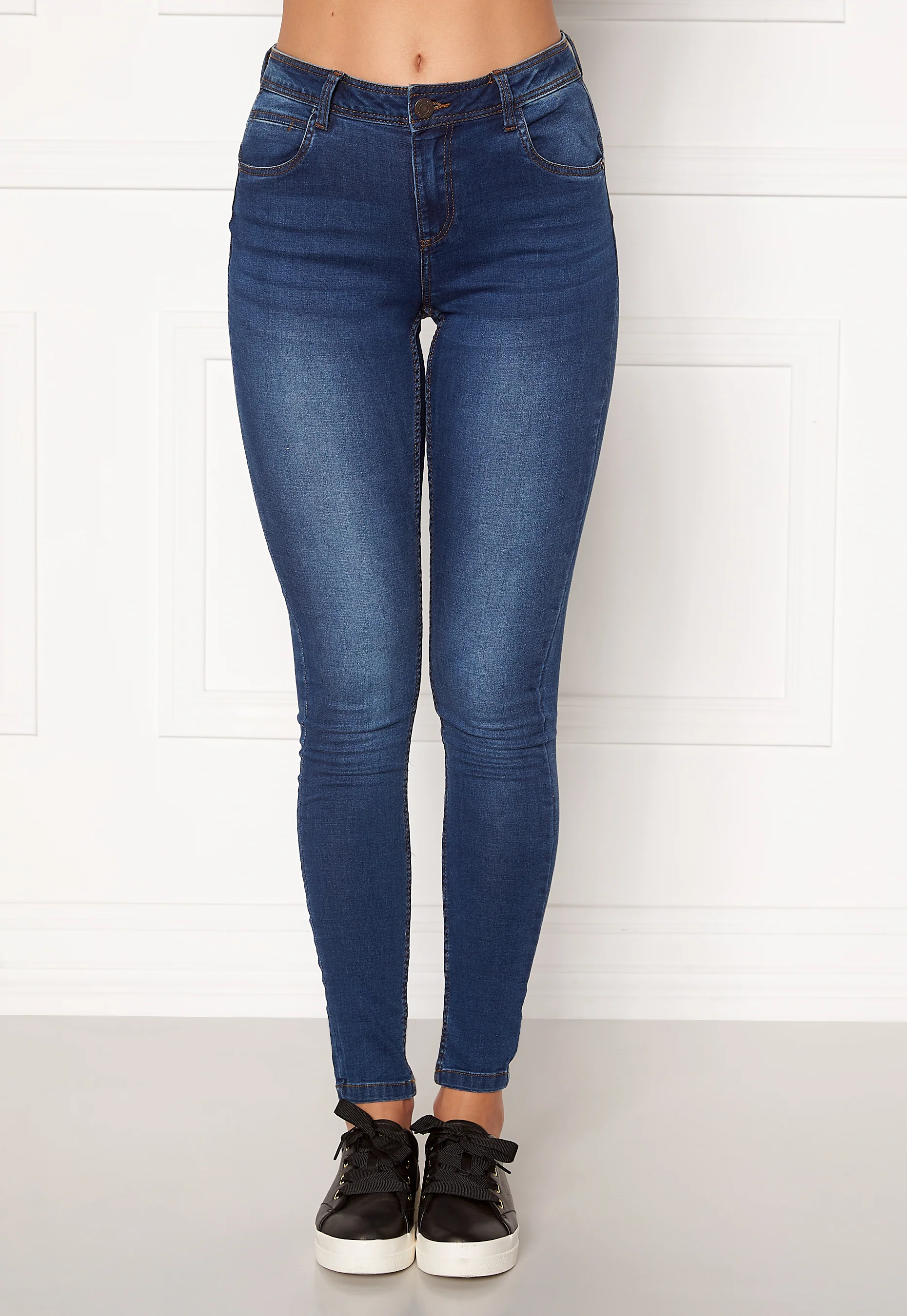 Jen NW S.S Shaper Jeans - Image 3