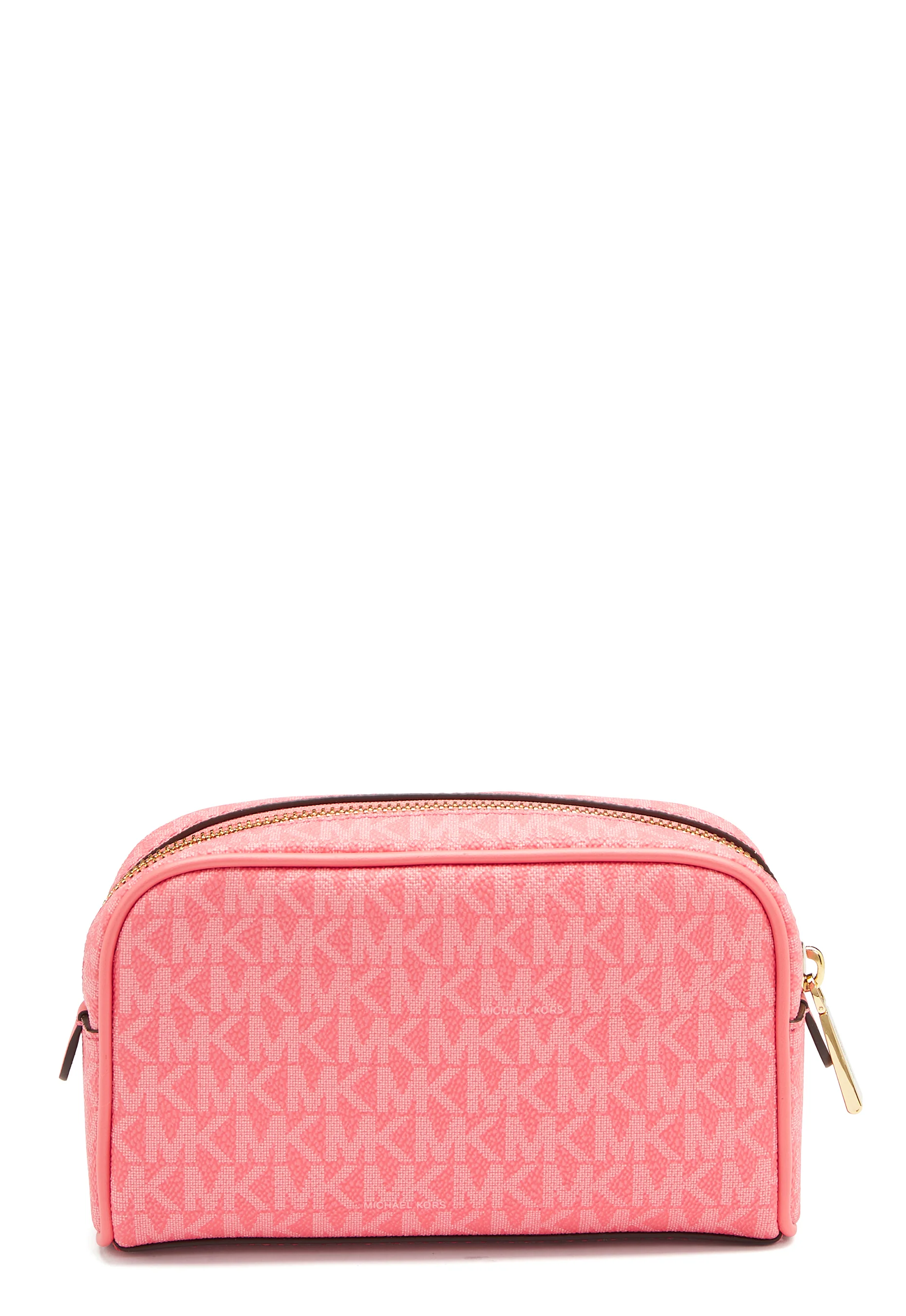 Jet Set Charm - Image 4