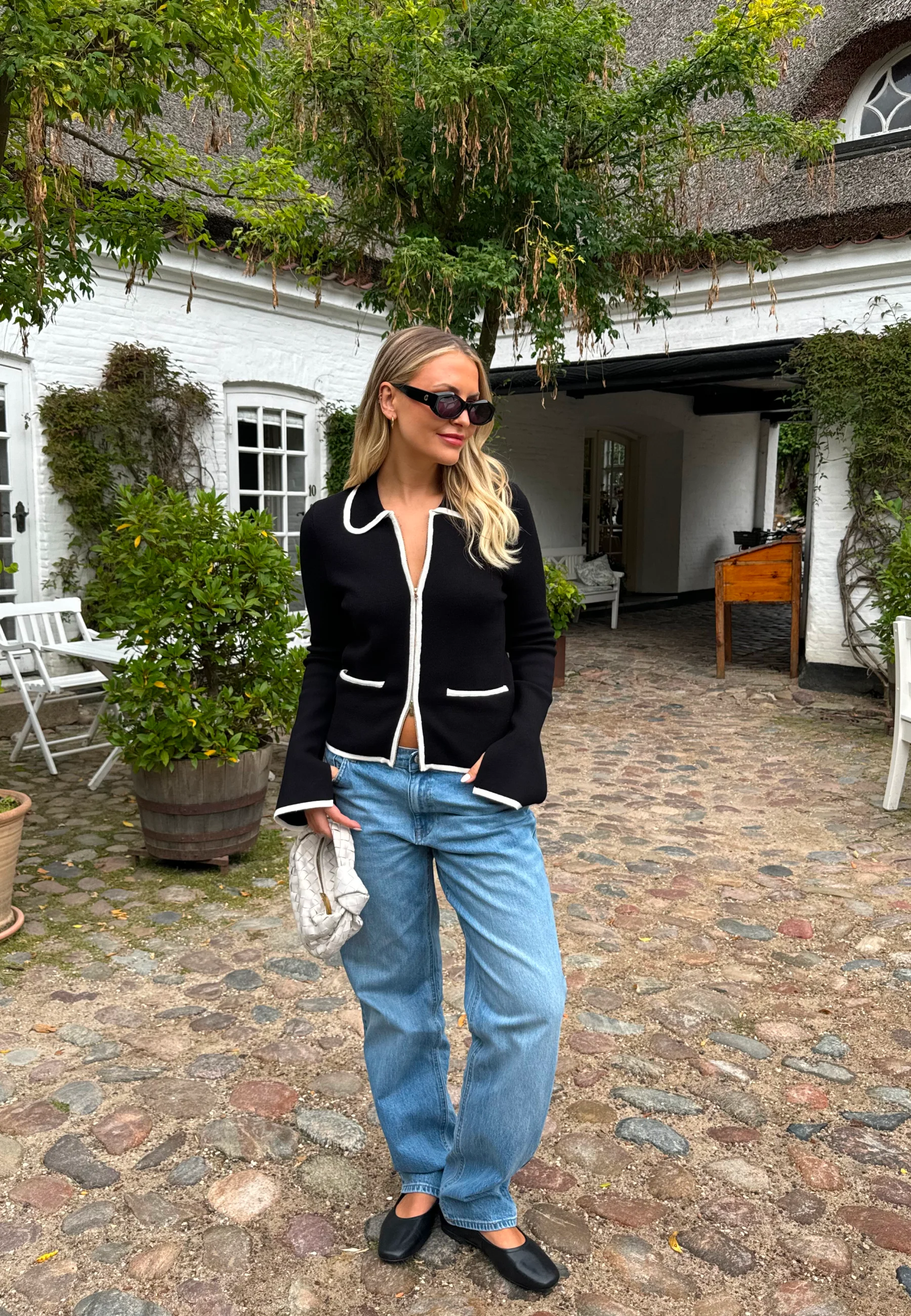 Josefin Contrast Zip Knit Jacket - Image 3