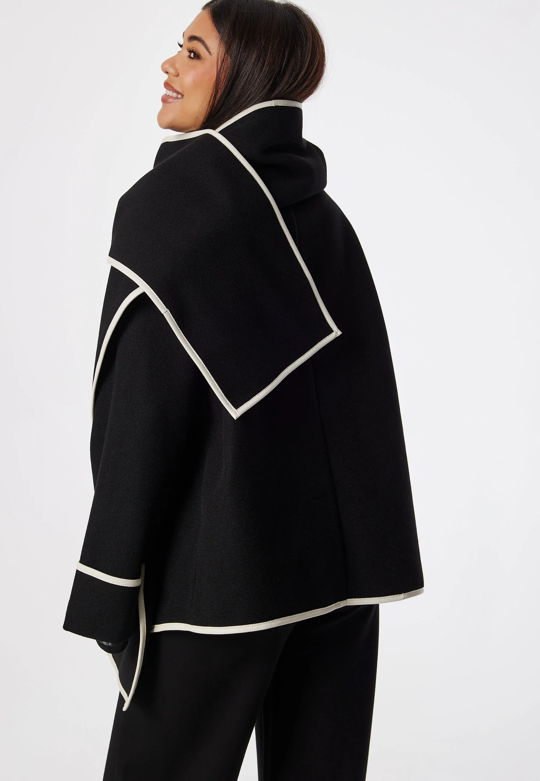 Josefin Scarf Coat - Image 4