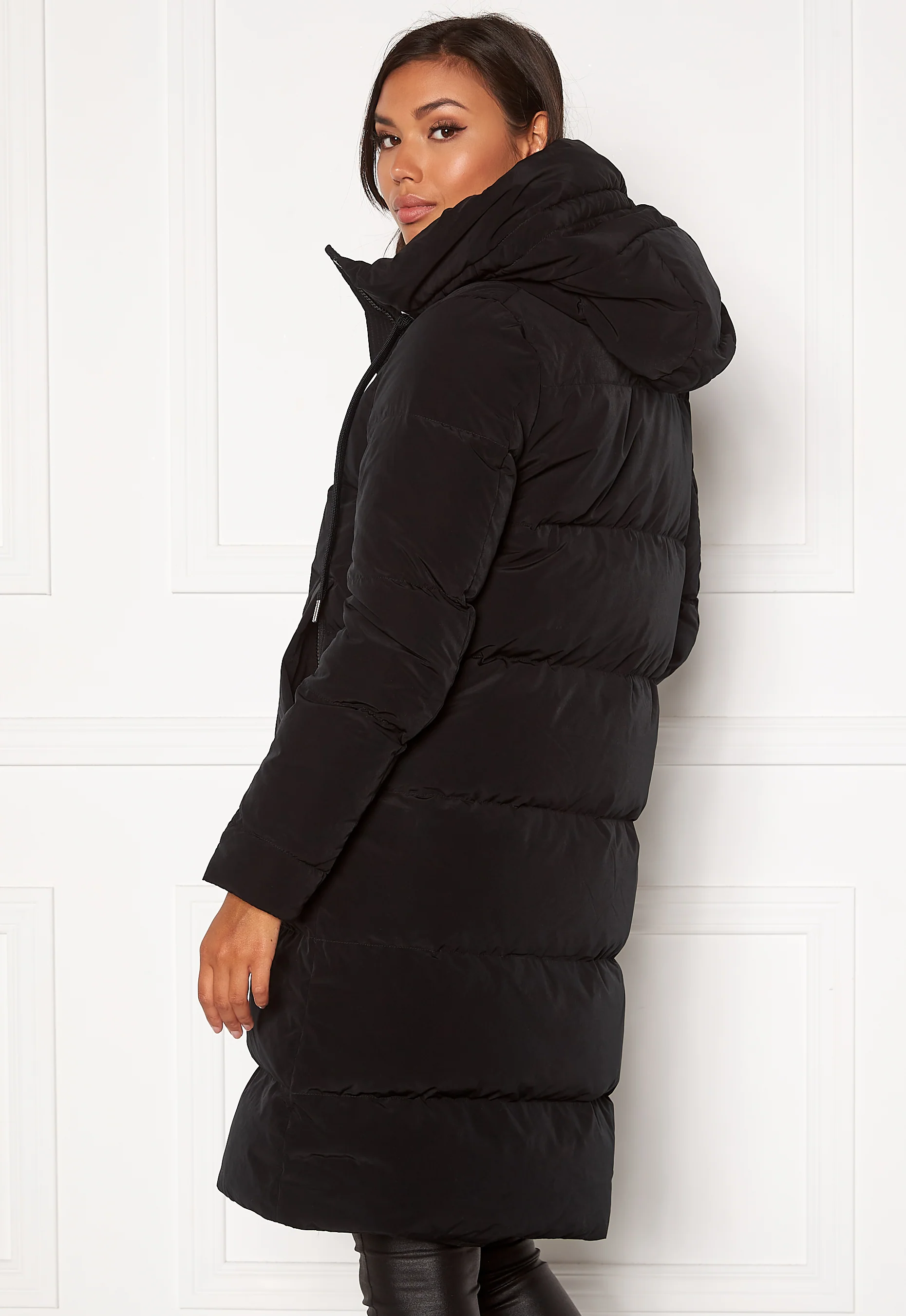 Jossan Cozy Down Jacket - Image 4