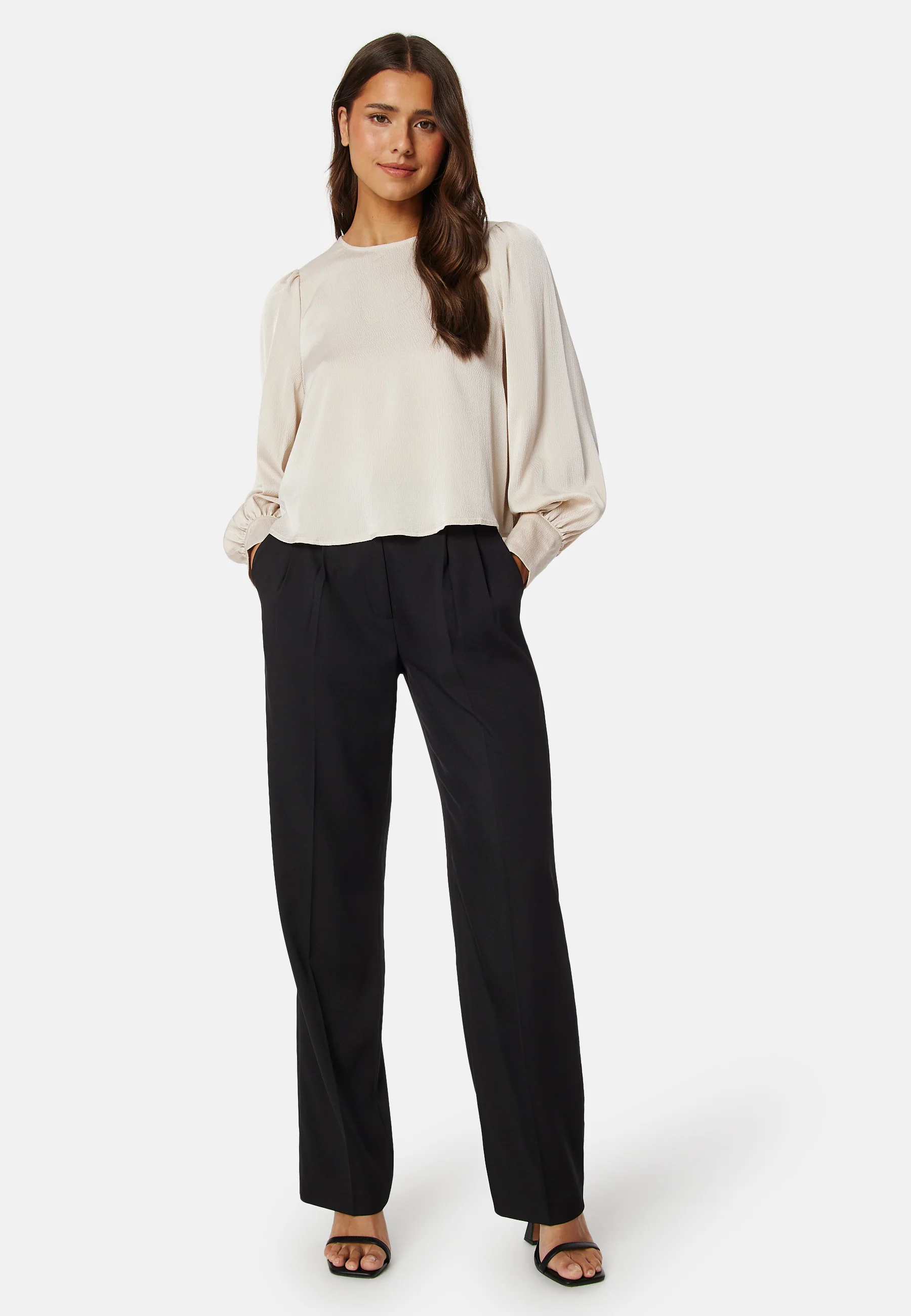Jovana Ruby O-Neck Top - Image 3