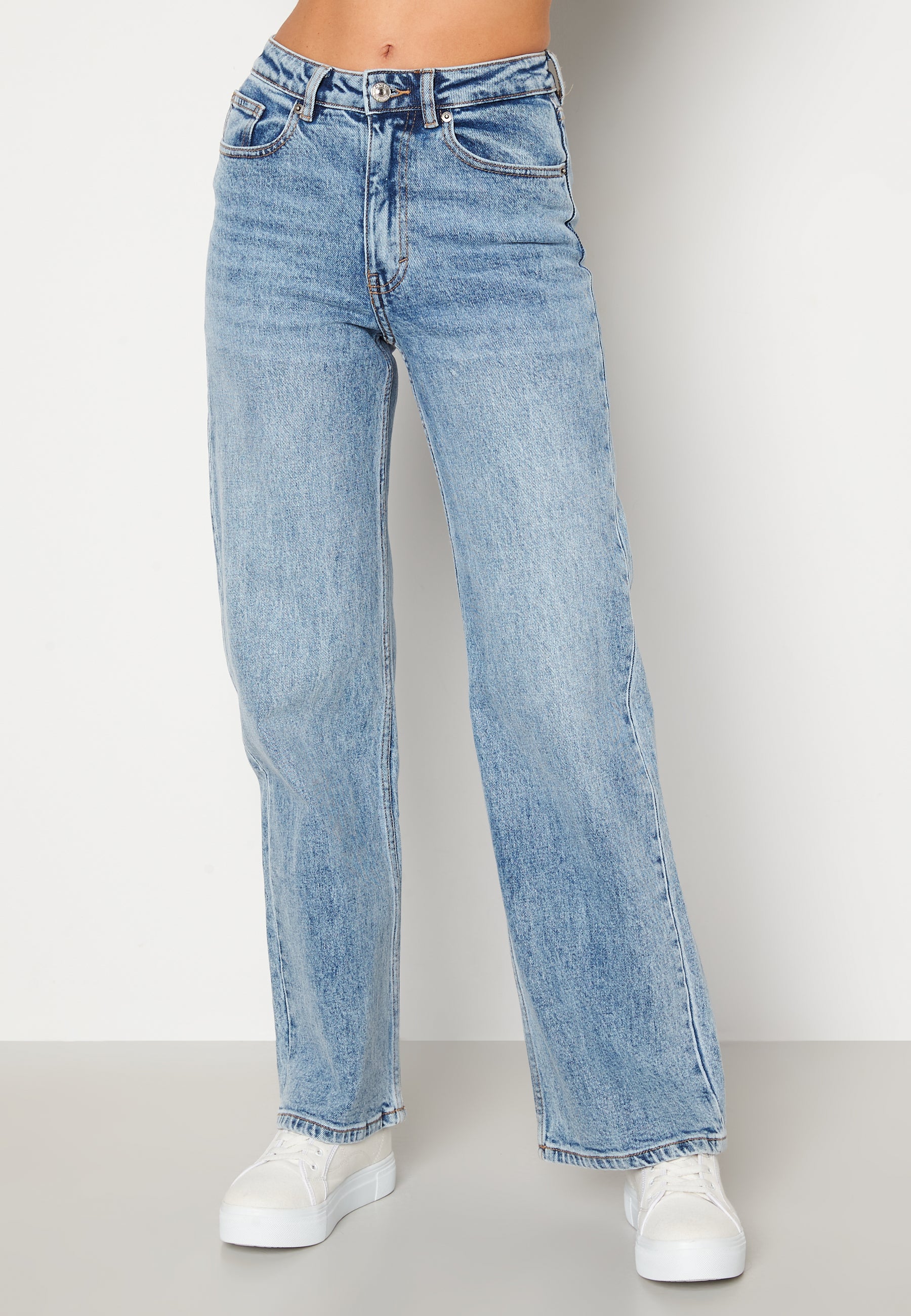 Juicy HW Life Wide Jeans - Image 4