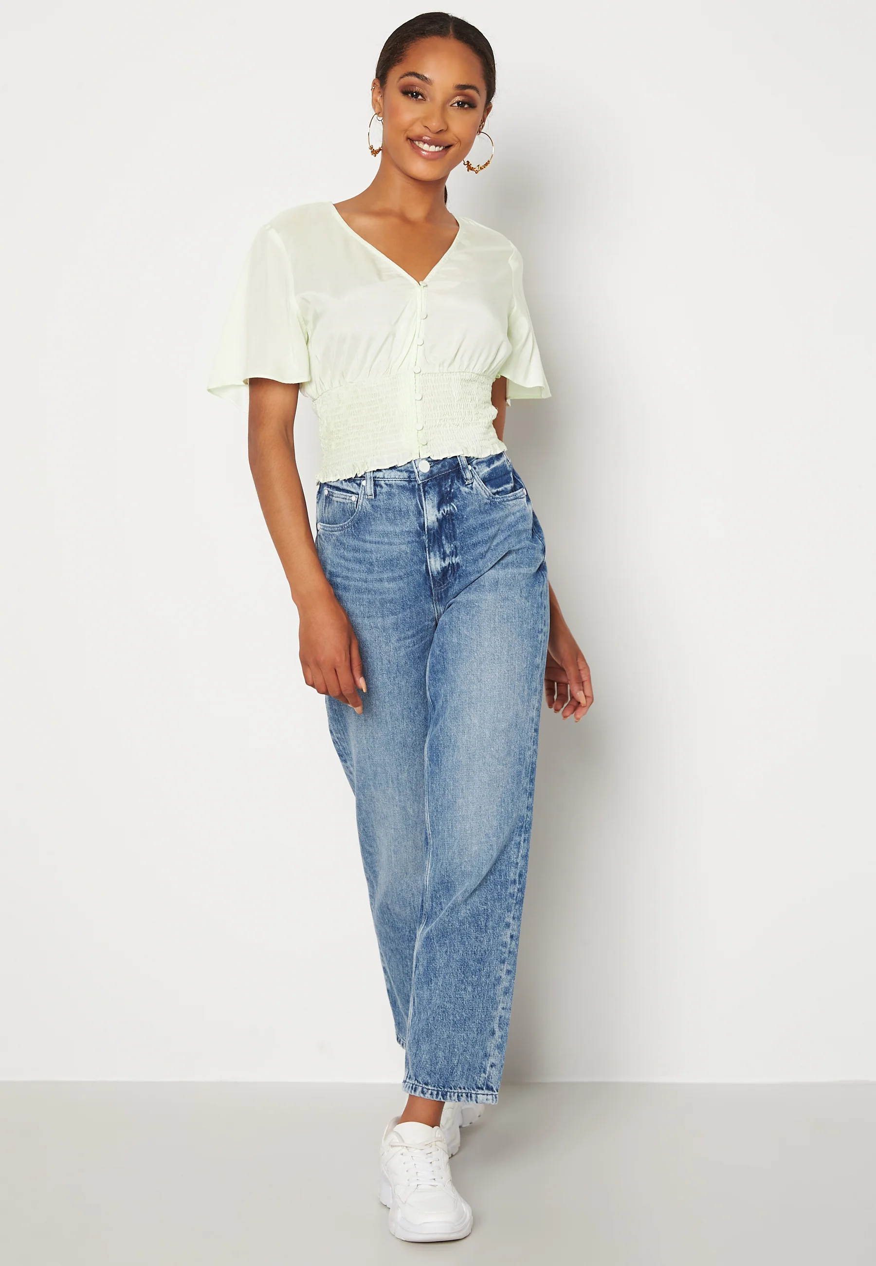 Kamilie 2/4 V-Neck Smock Top - Image 2