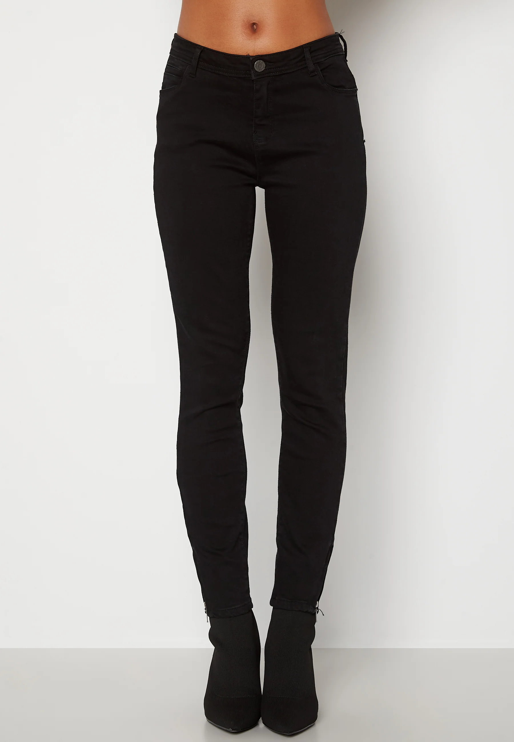 Kimmy Ankel Dart Jeans - Image 3