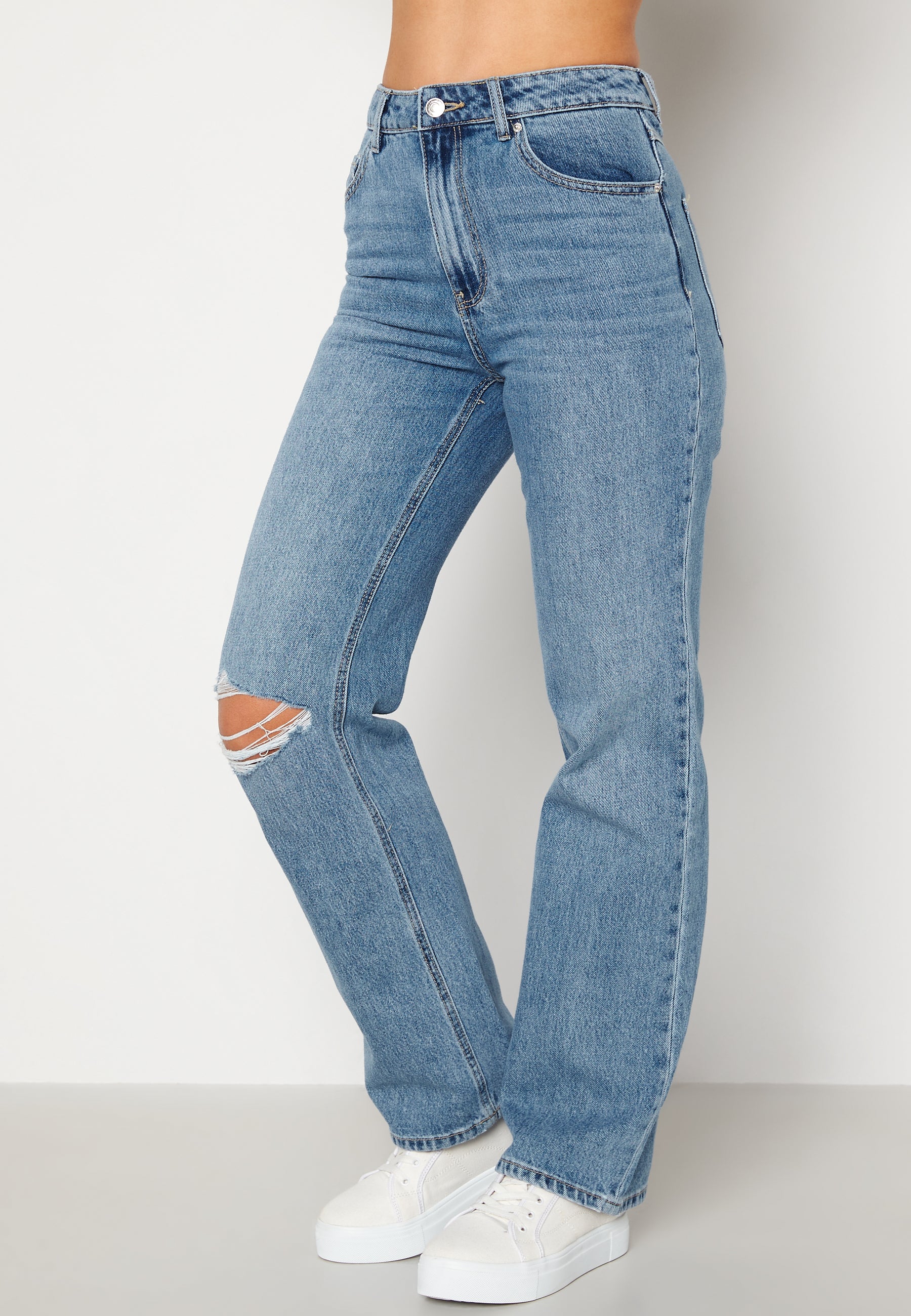 Kithy HR Loose STR Destroy Jeans - Image 4