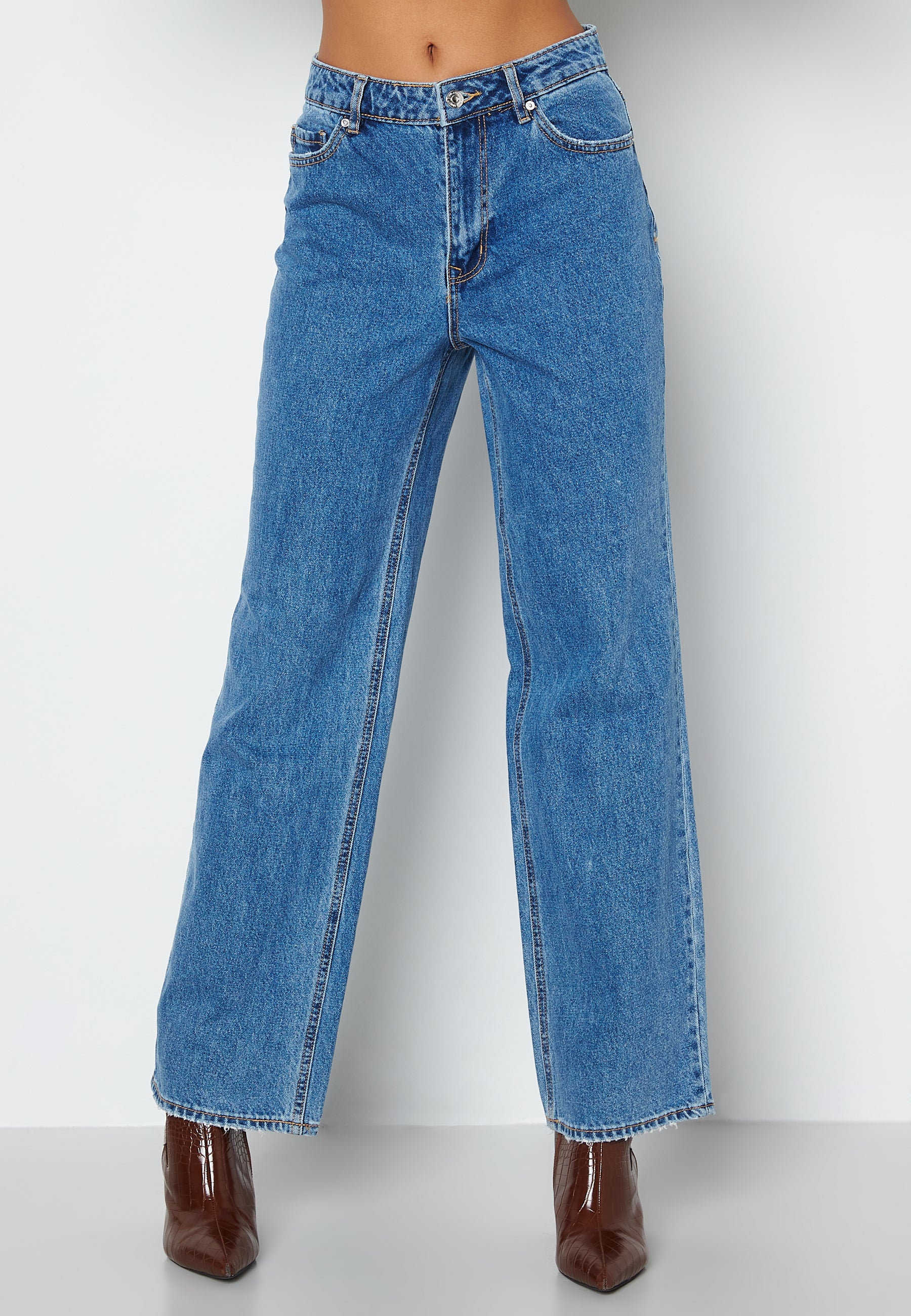 Kithy HR Loose Straight Jeans - Image 2