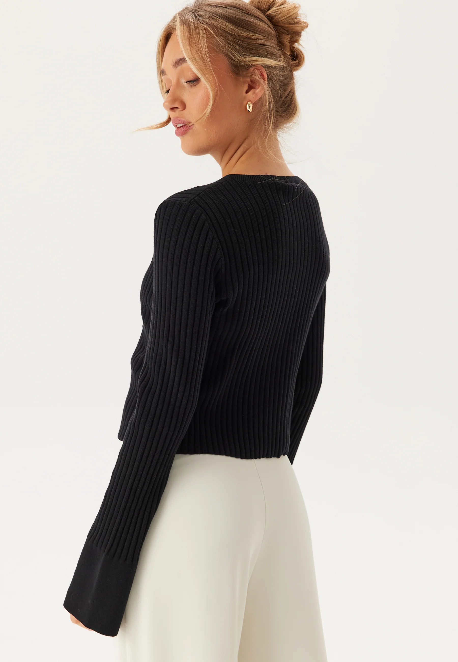 Knitted Bow Cardigan - Image 3