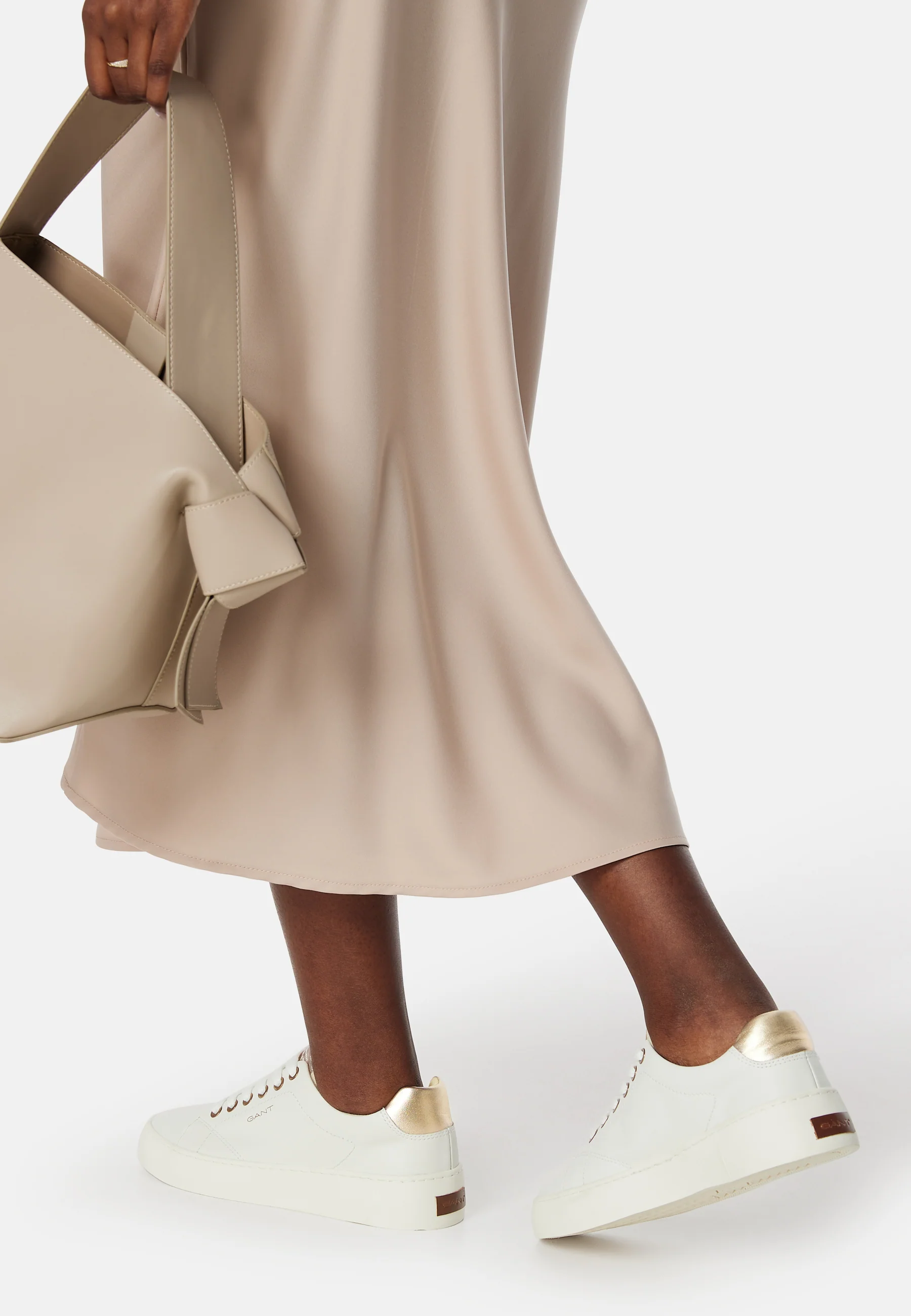 Lawill Sneaker