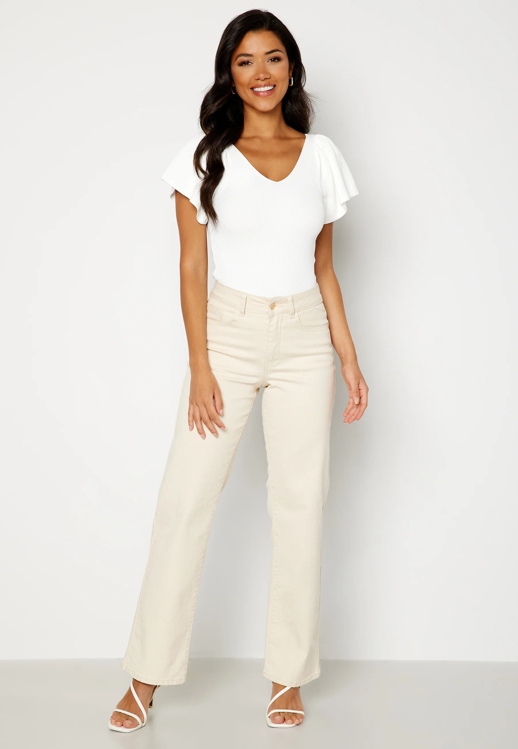 Leelo Open Back Pullover - Image 3
