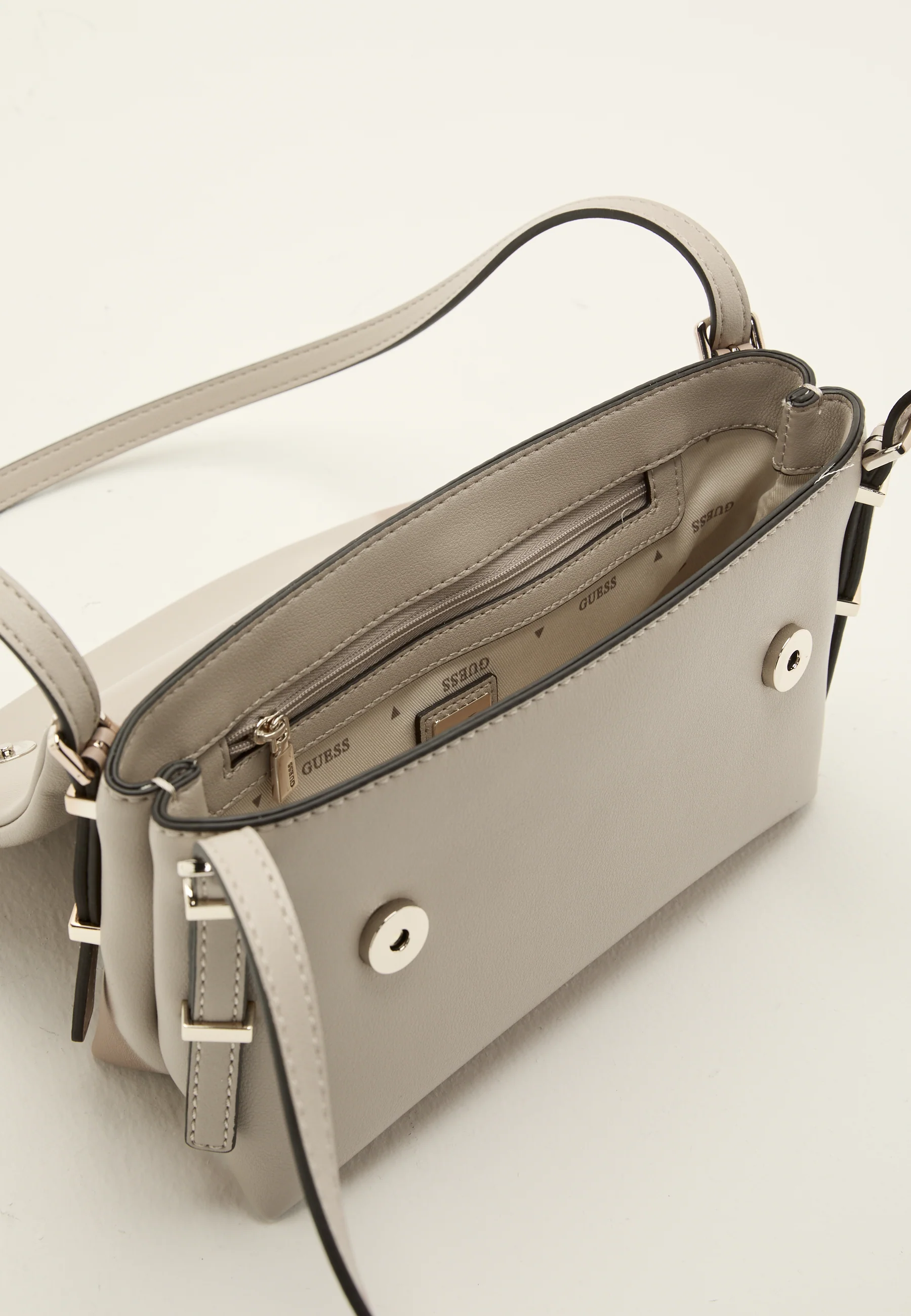 Lefia Flap Shoulder Bag - Image 5