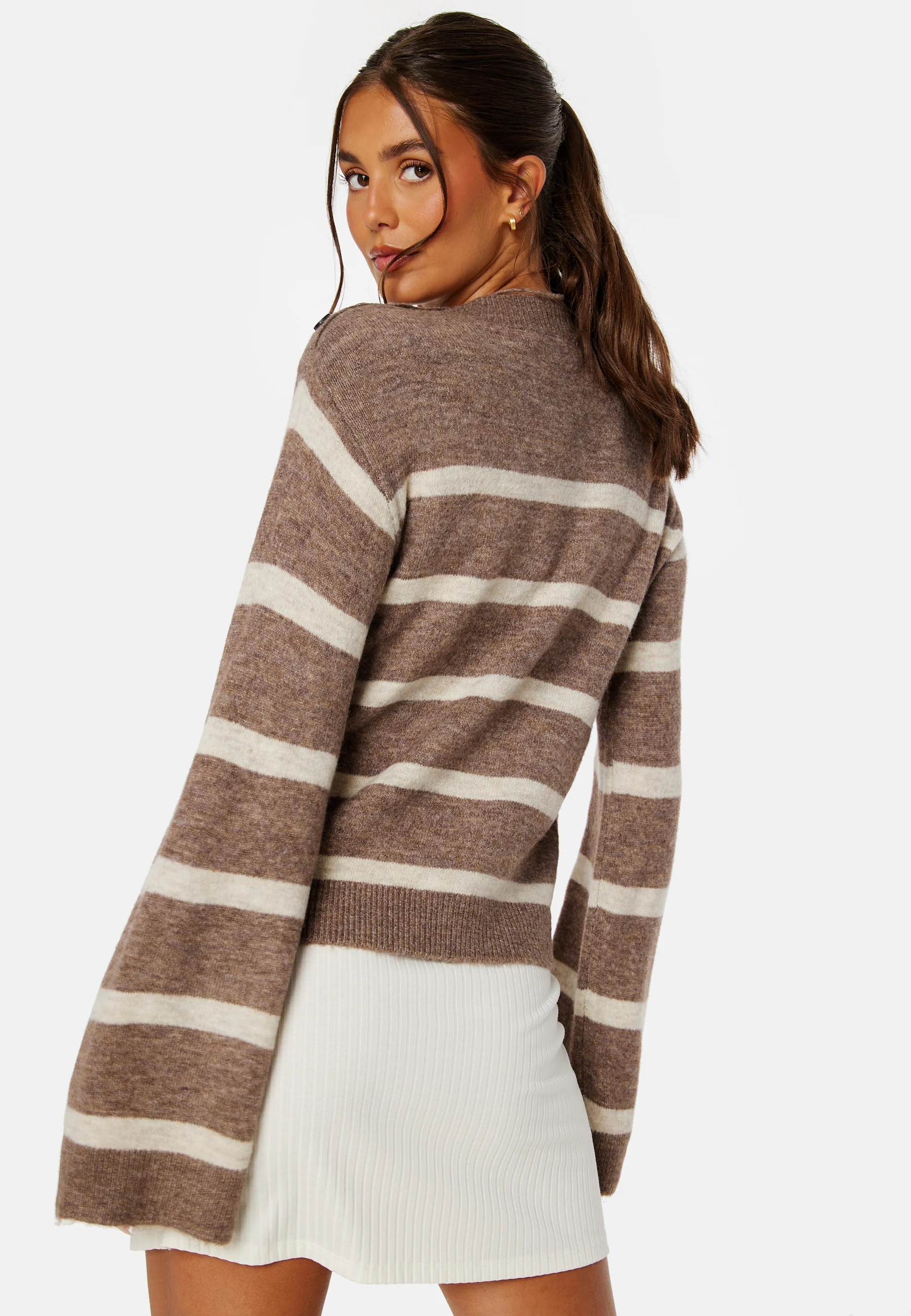 Lefile LS O-neck Button Pullover - Image 3