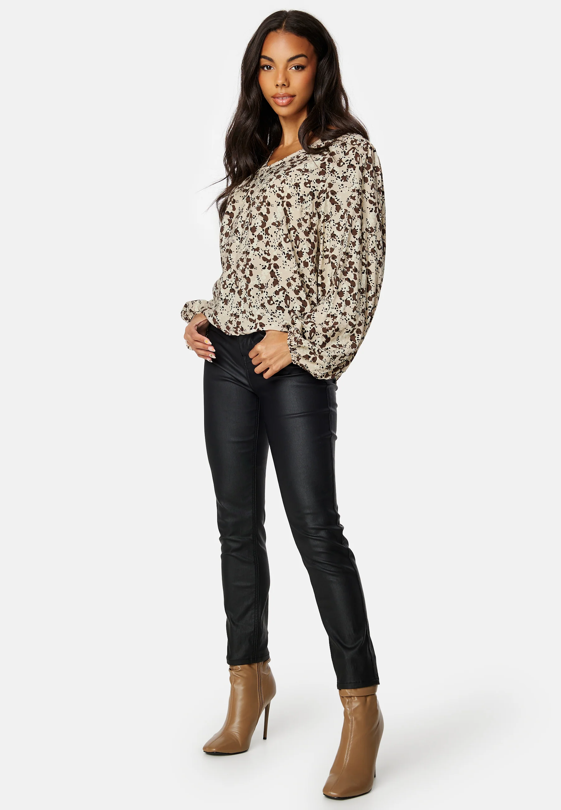 Leonora L/S V-Neck Top - Image 2