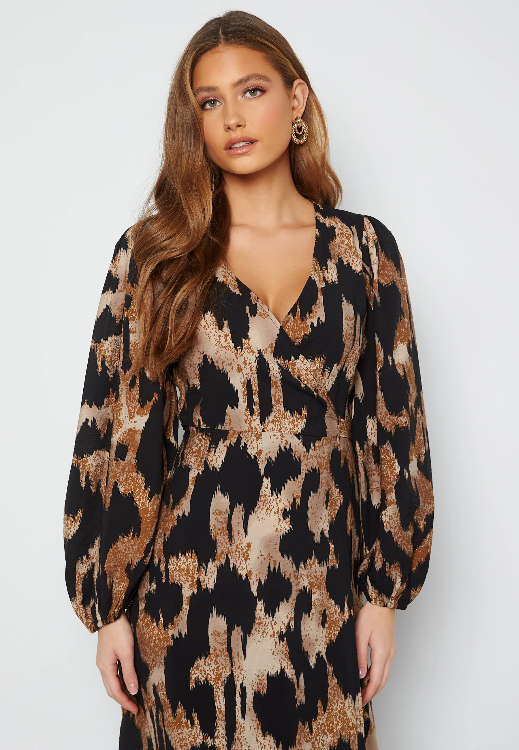Leonora Wrap Midi Dress - Image 3