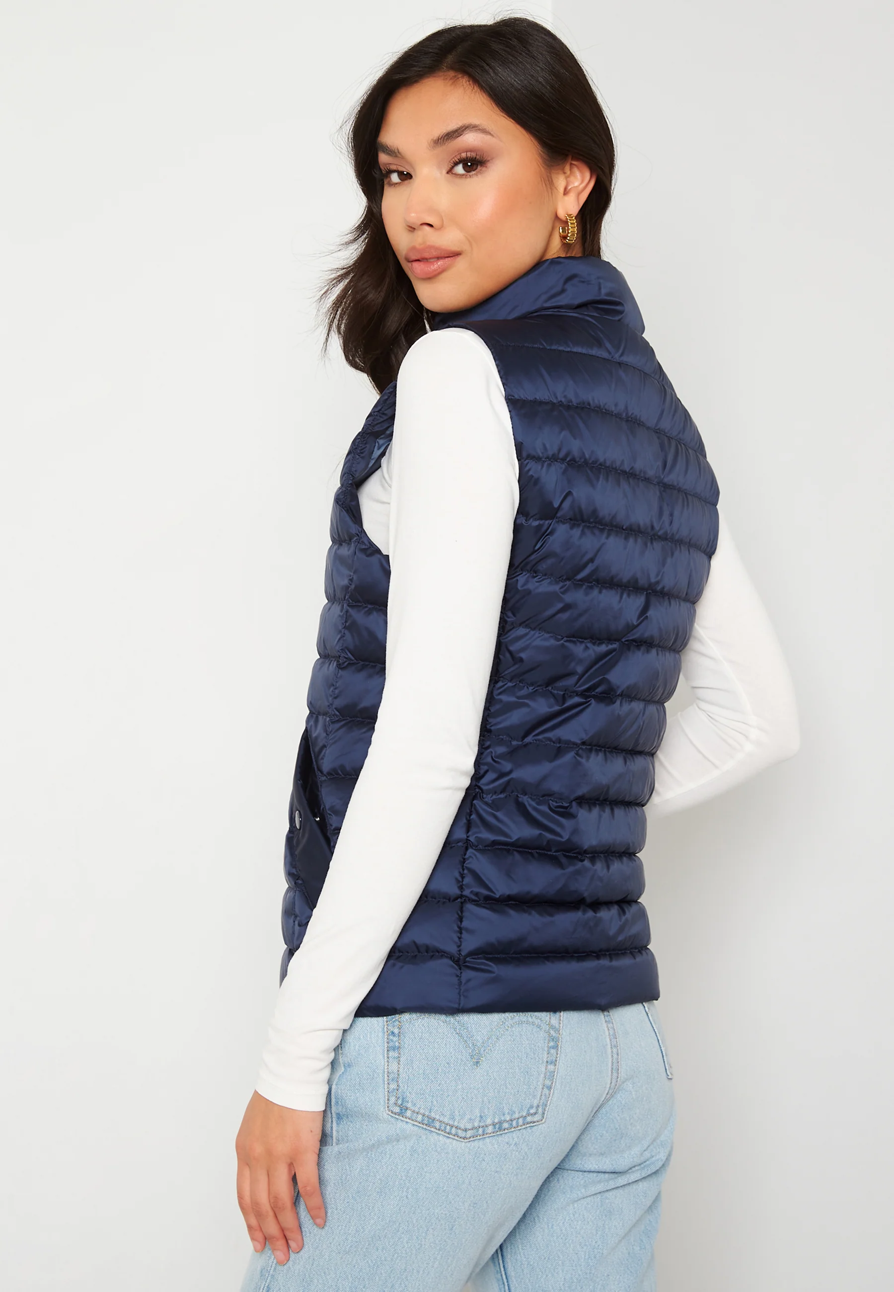 Light Down Gilet - Image 3