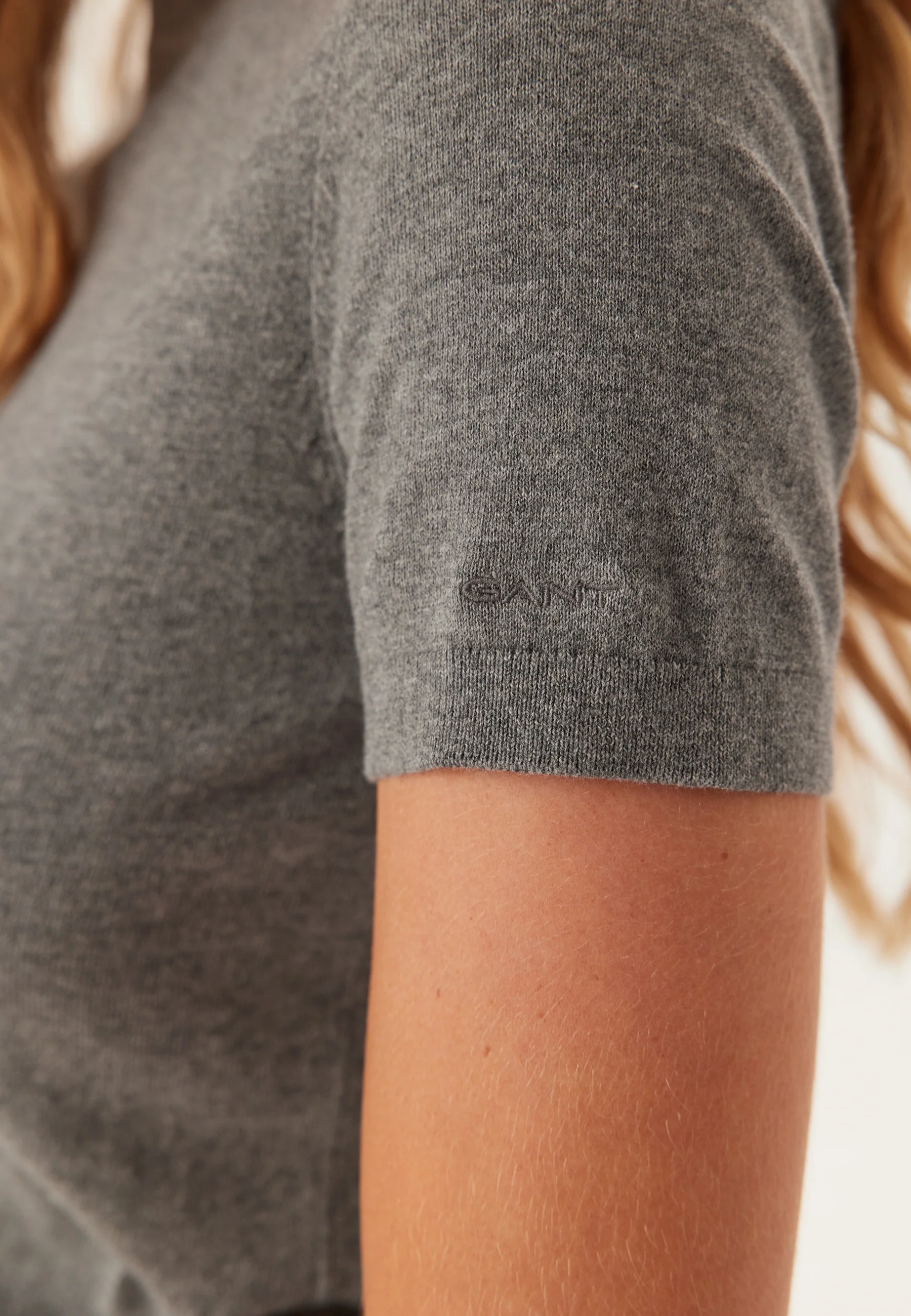 Light Knit Ss C-neck - Image 4