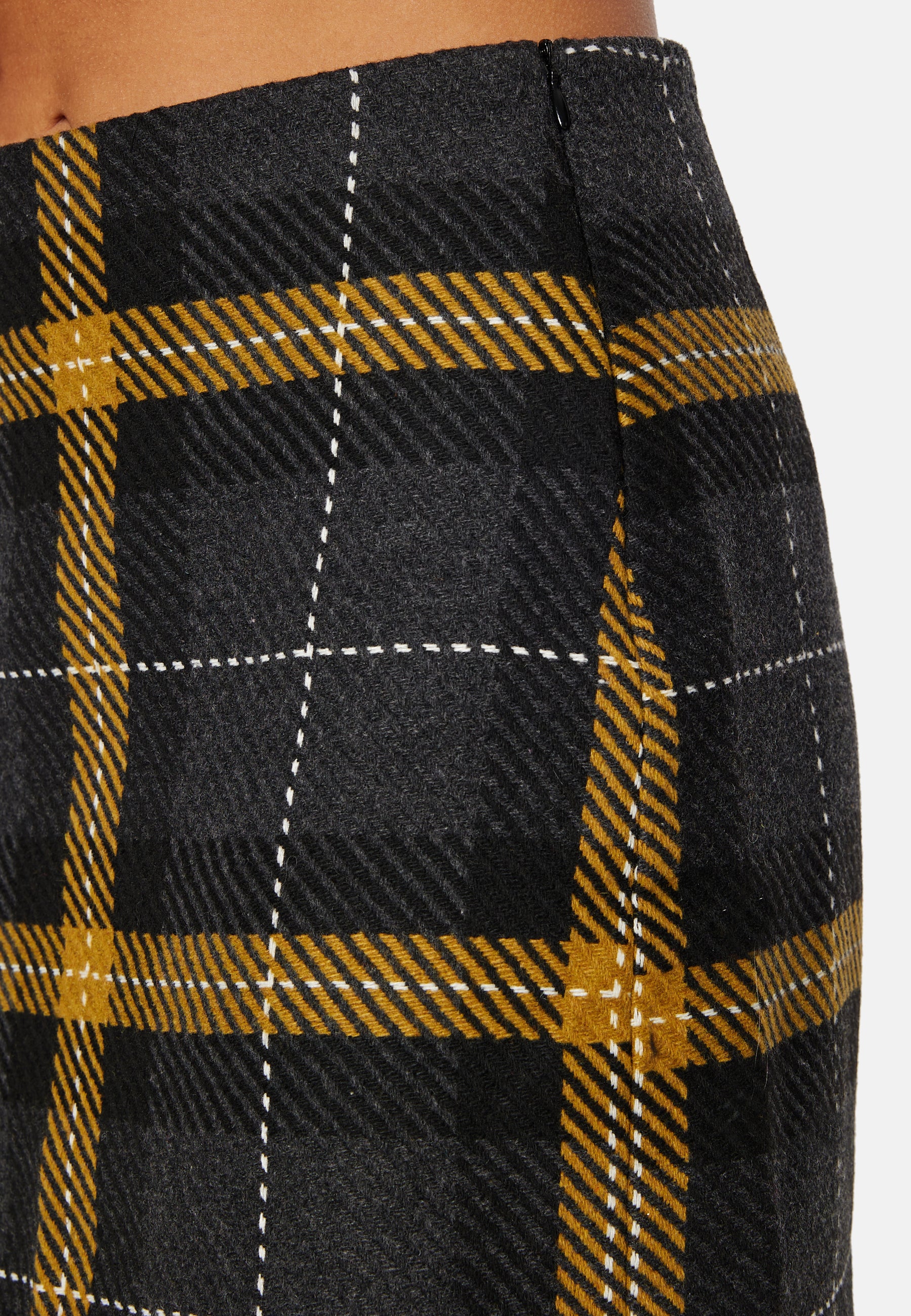 Lillas Mini Skirt - Image 5