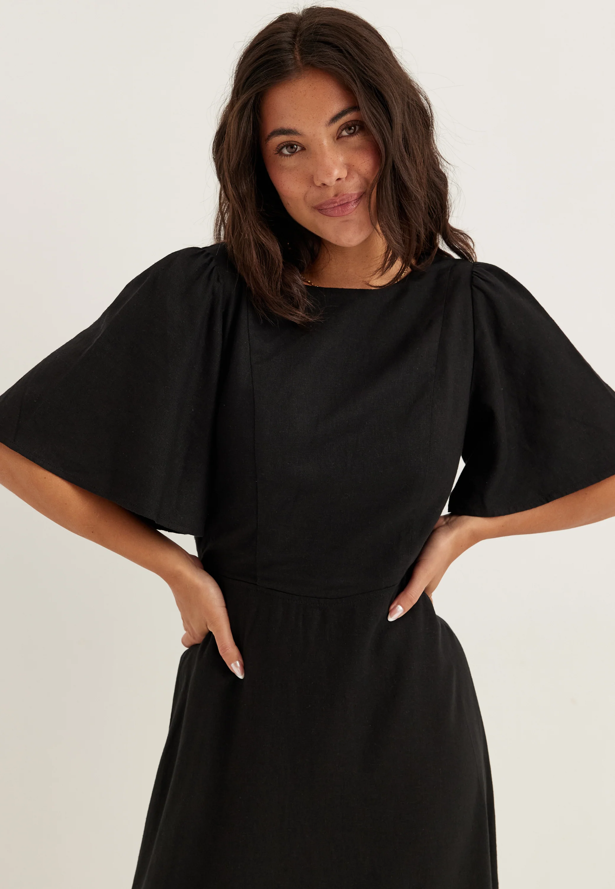 Linen Midi Dress - Image 5