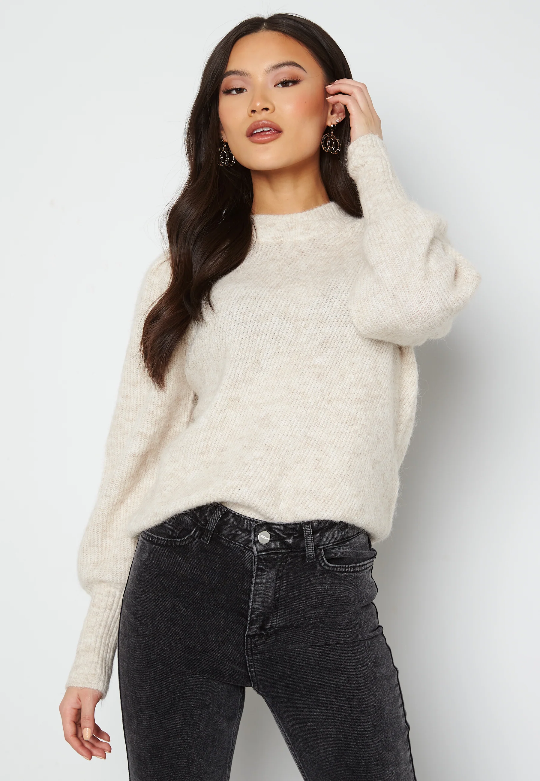Linna-Mia LS Knit O-Neck - Image 2