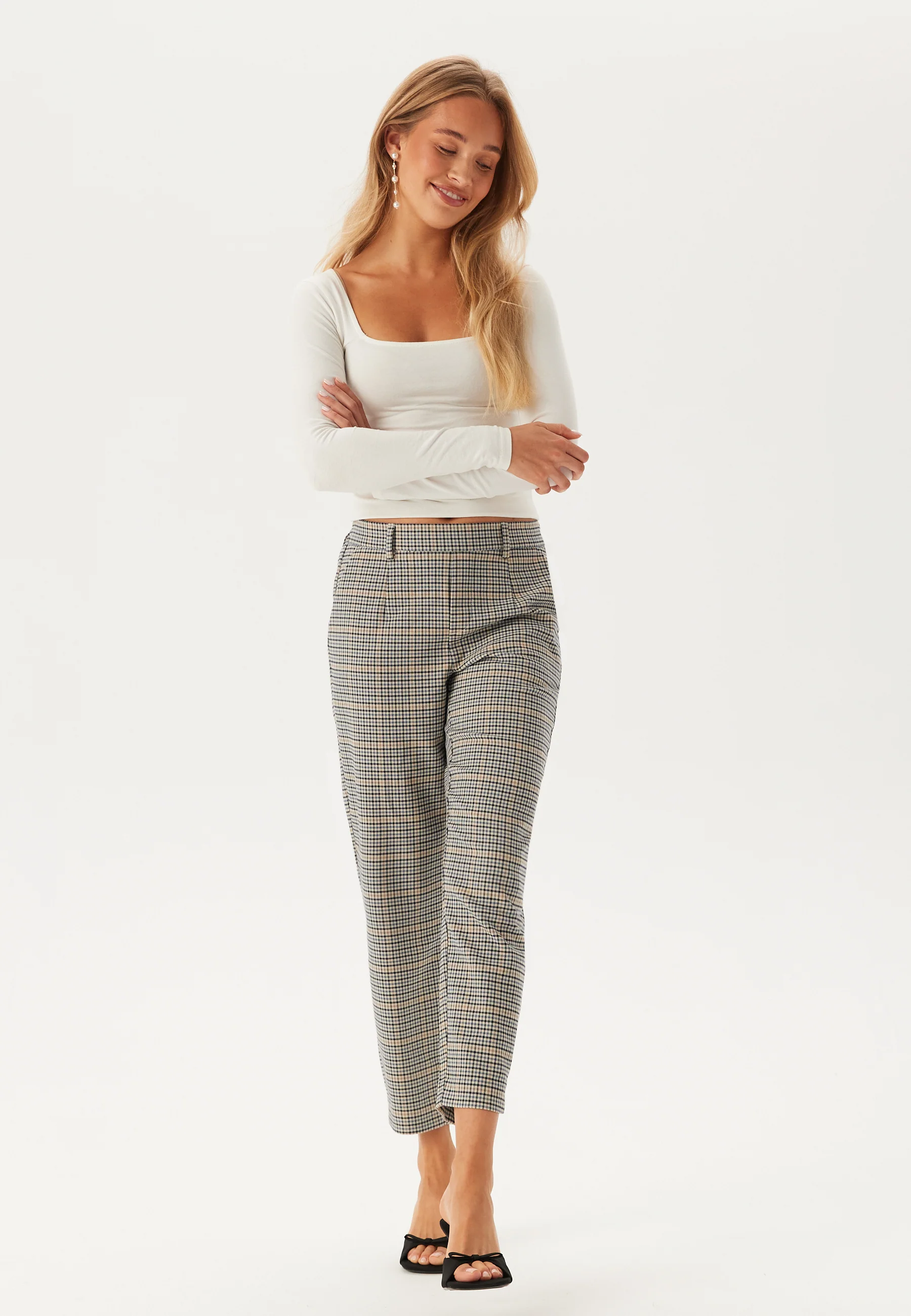 Lisa Slim Pant - Image 4