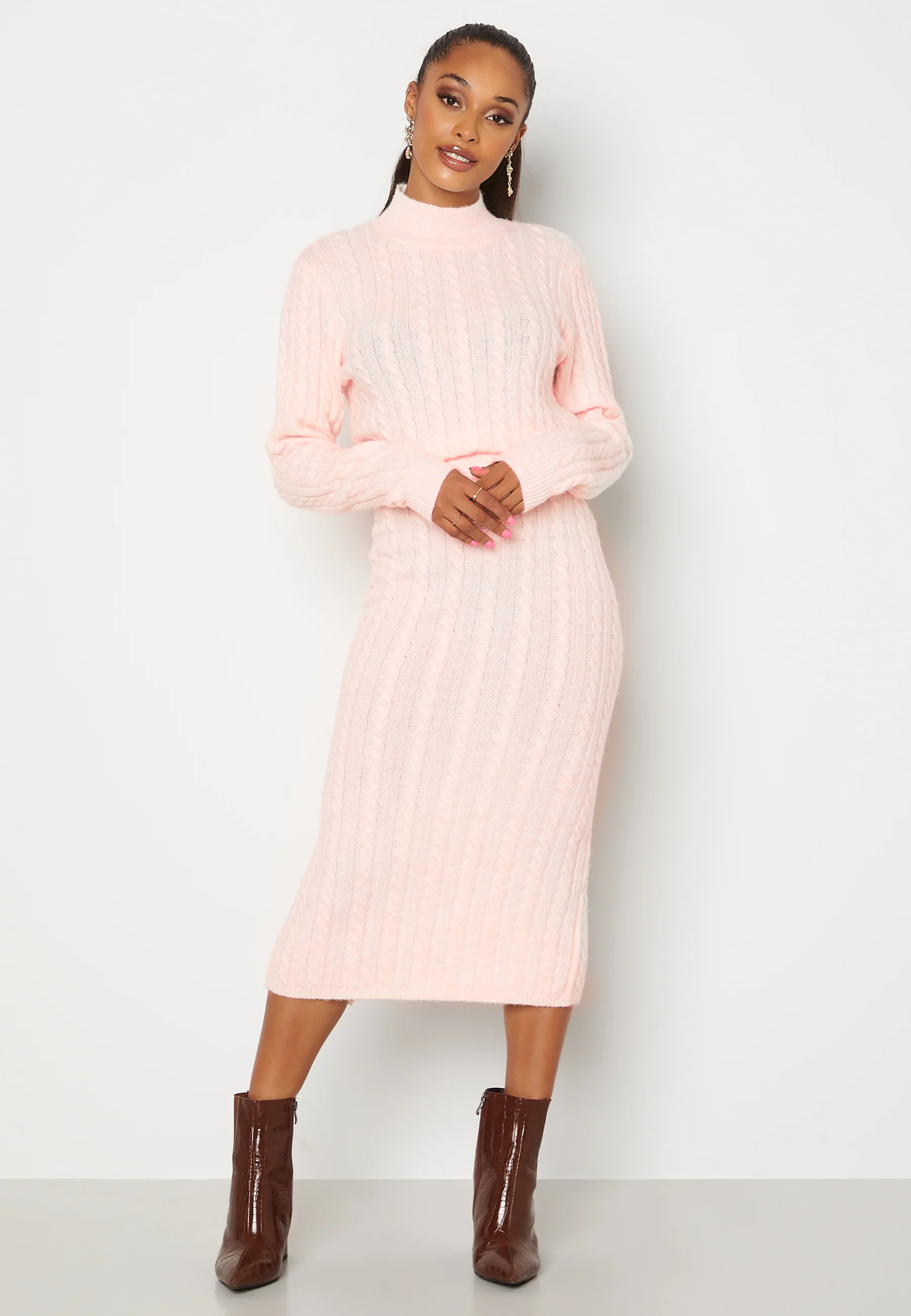 Lively knitted skirt