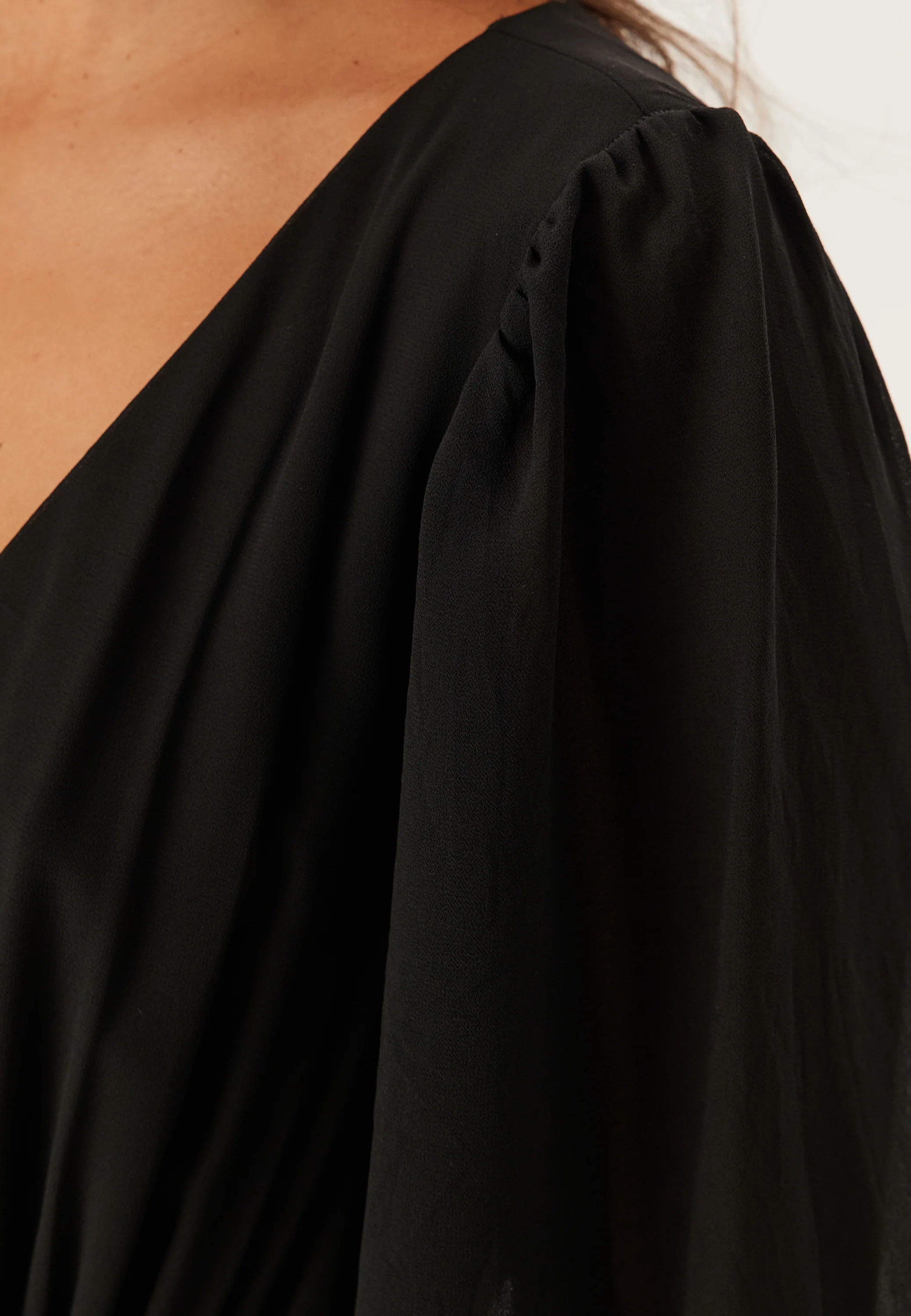 Long Sleeve Tiered Maxi Dress - Image 5