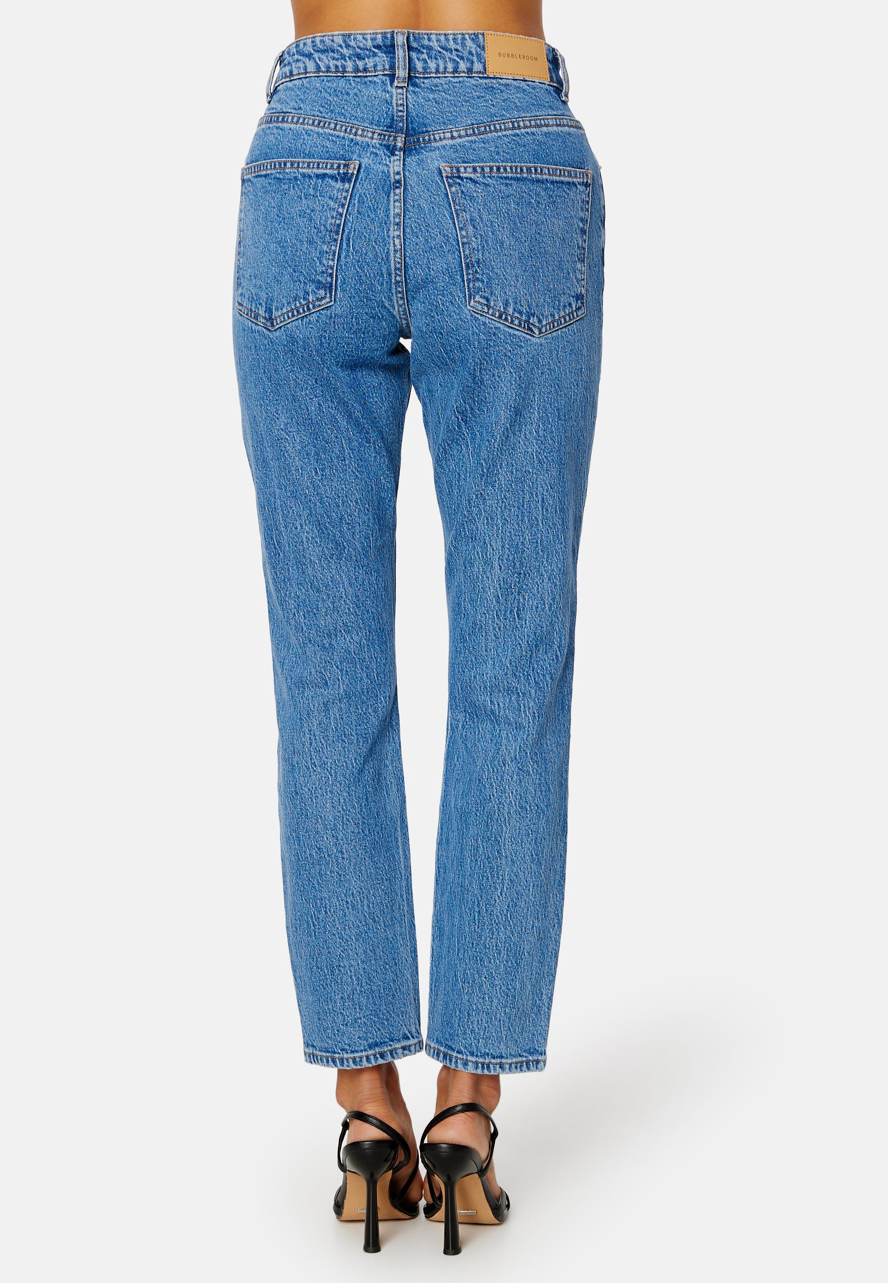 Lori Slim Jeans - Image 6