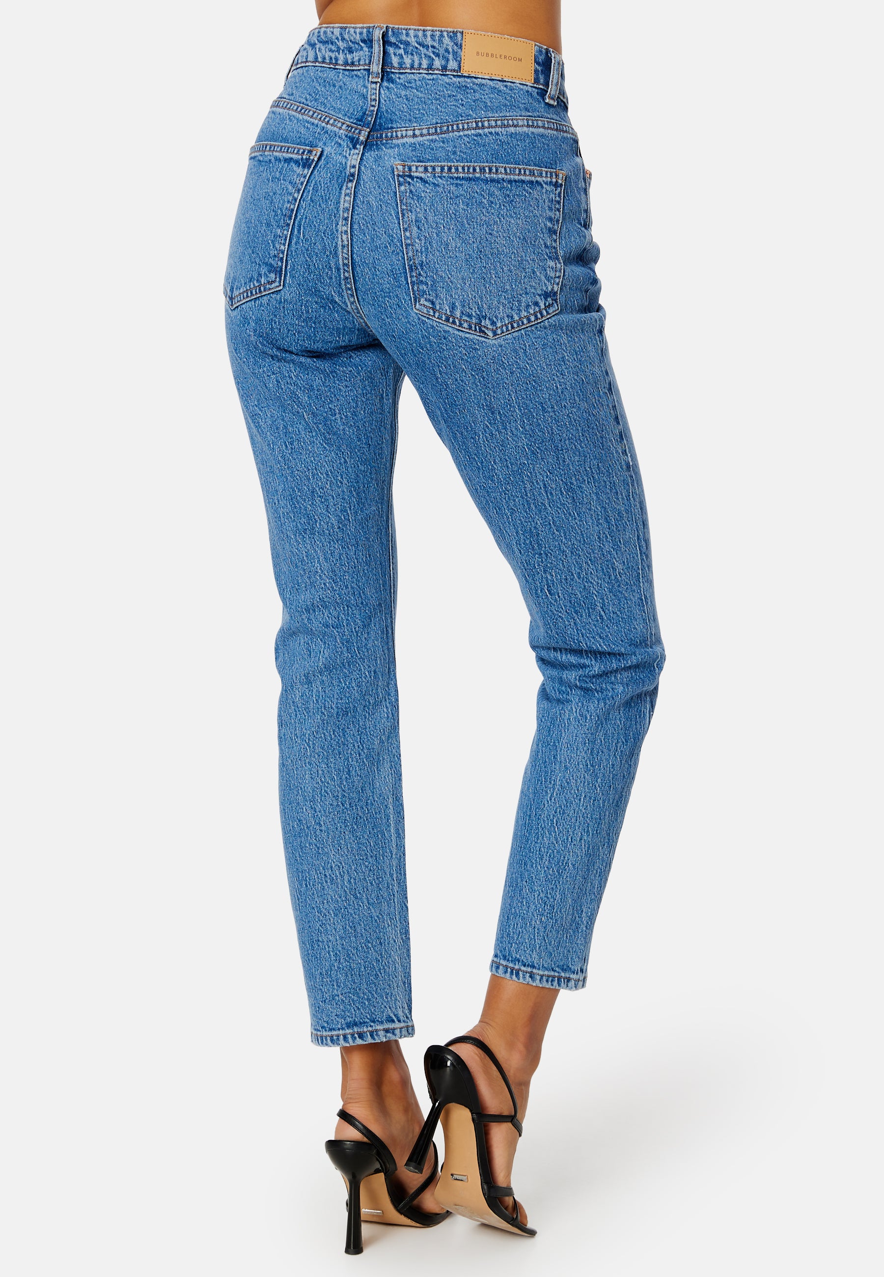 Lori Slim Jeans - Image 7