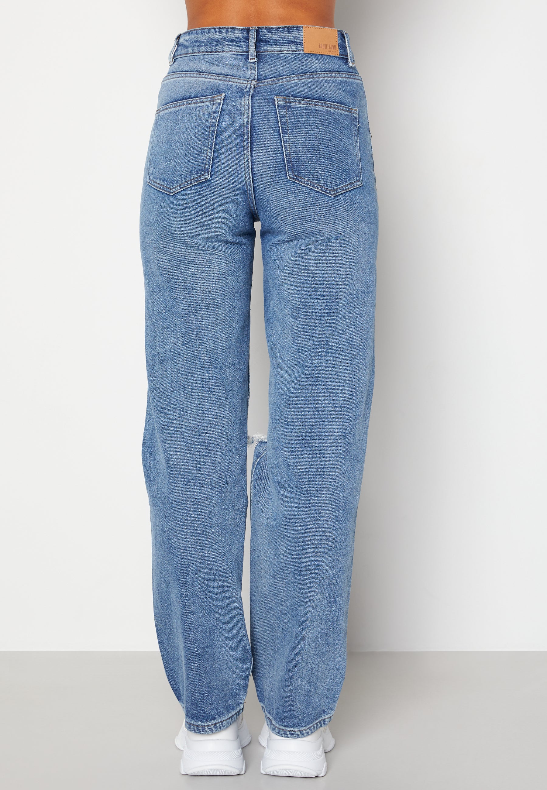 Lori straight leg jeans - Image 3