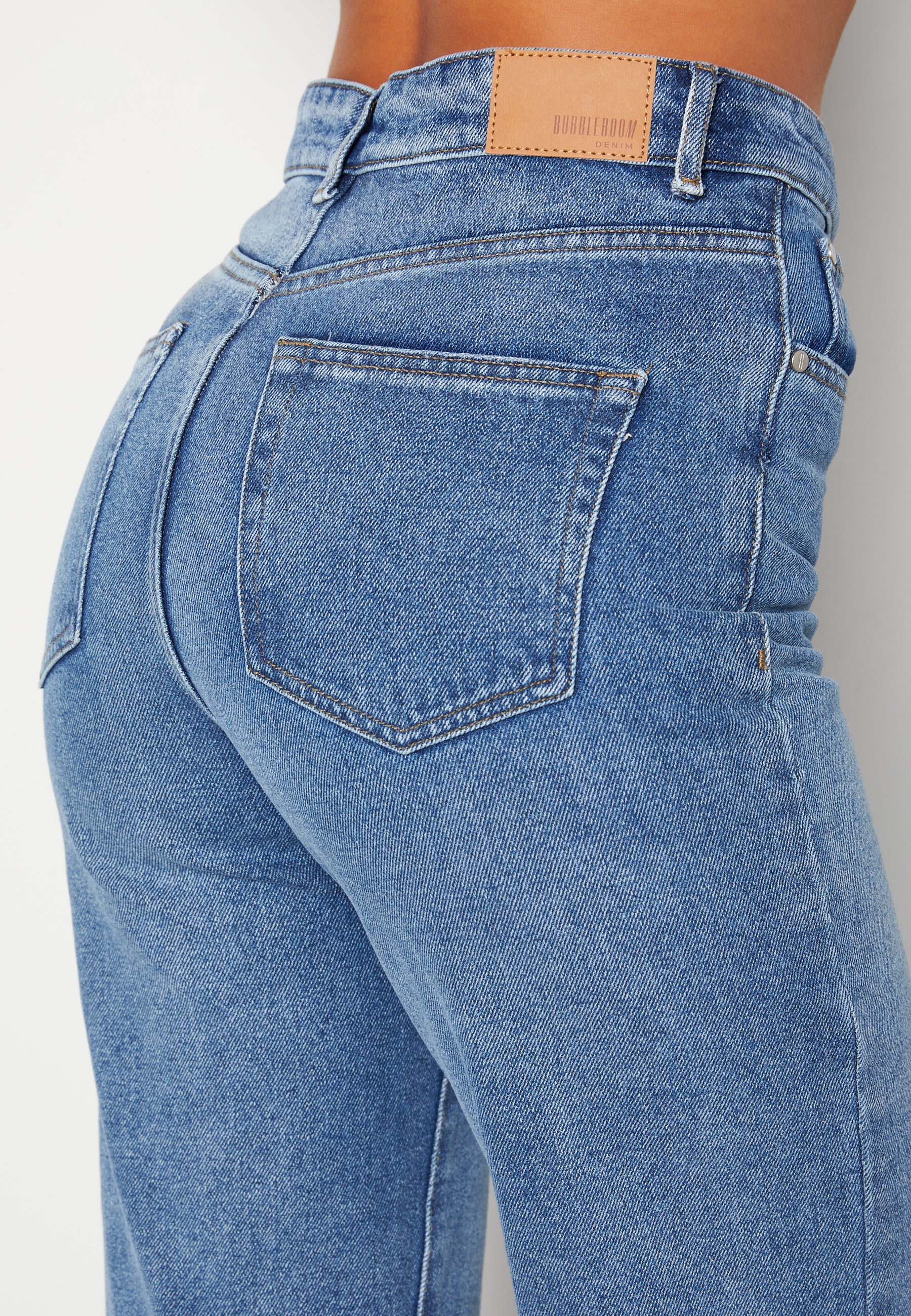 Lori straight leg jeans - Image 4