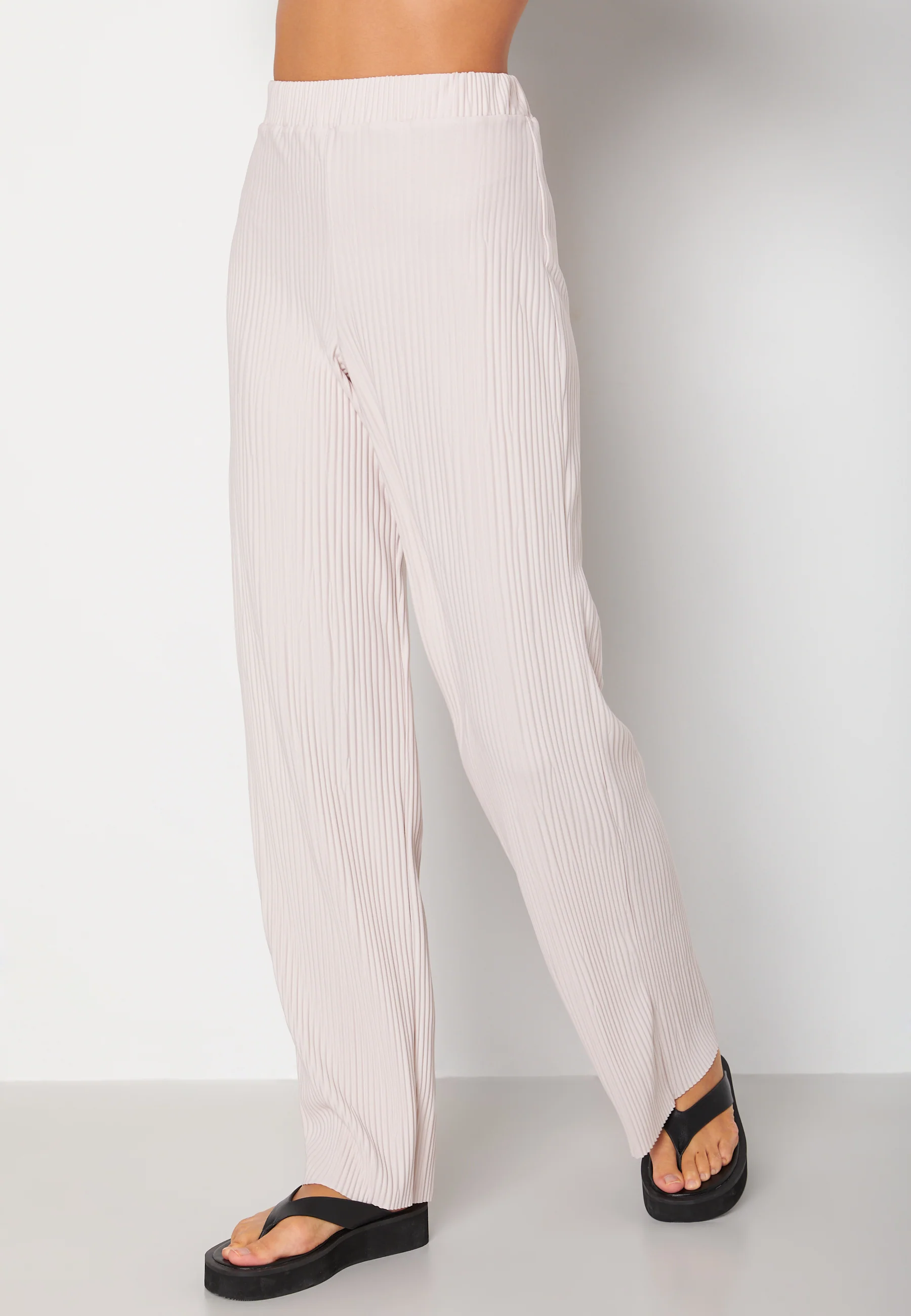 Lova pleated set - Image 5