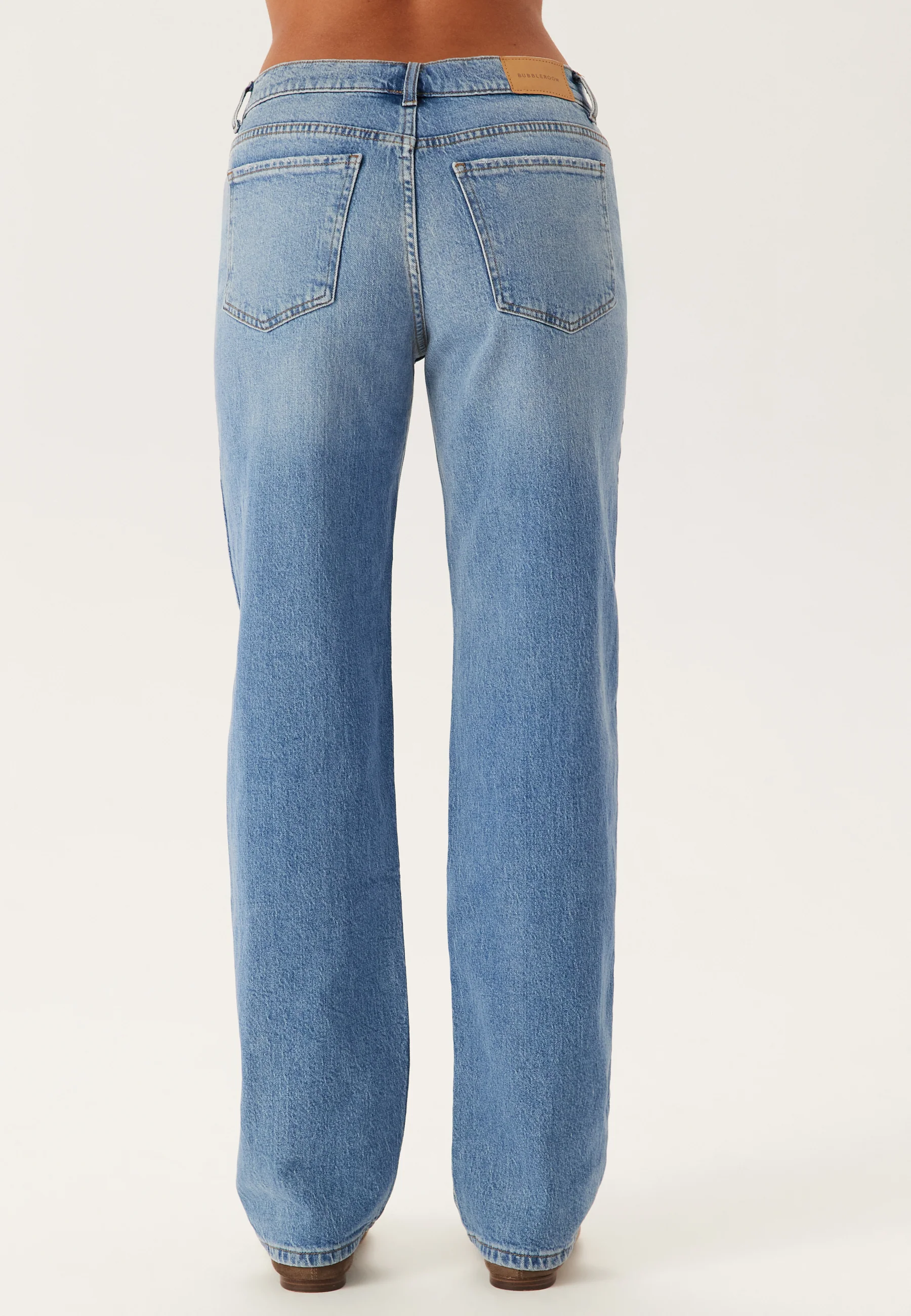 Low Waist Straight Jeans - Image 6