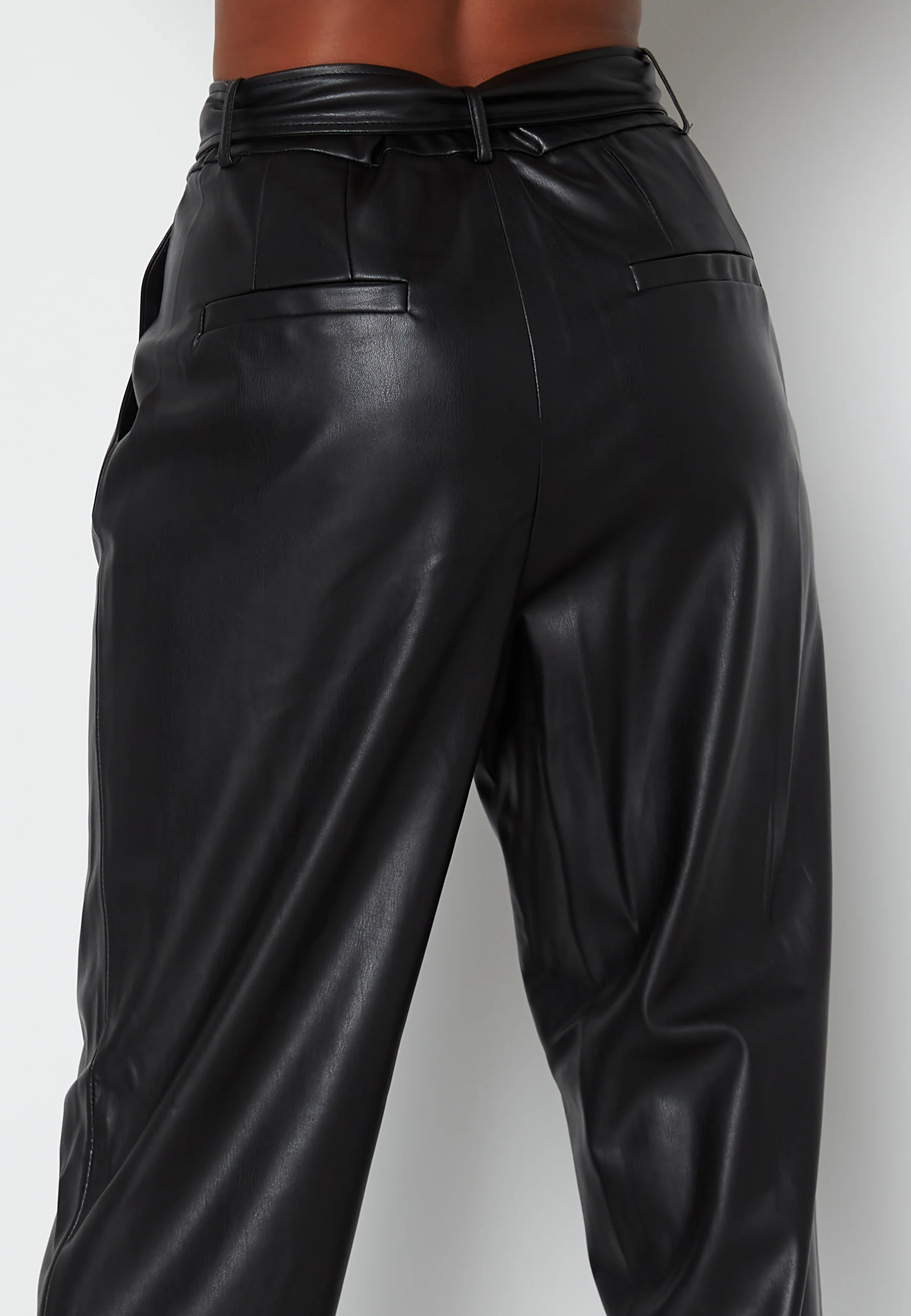 Lucy Faux Leather Pant - Image 4
