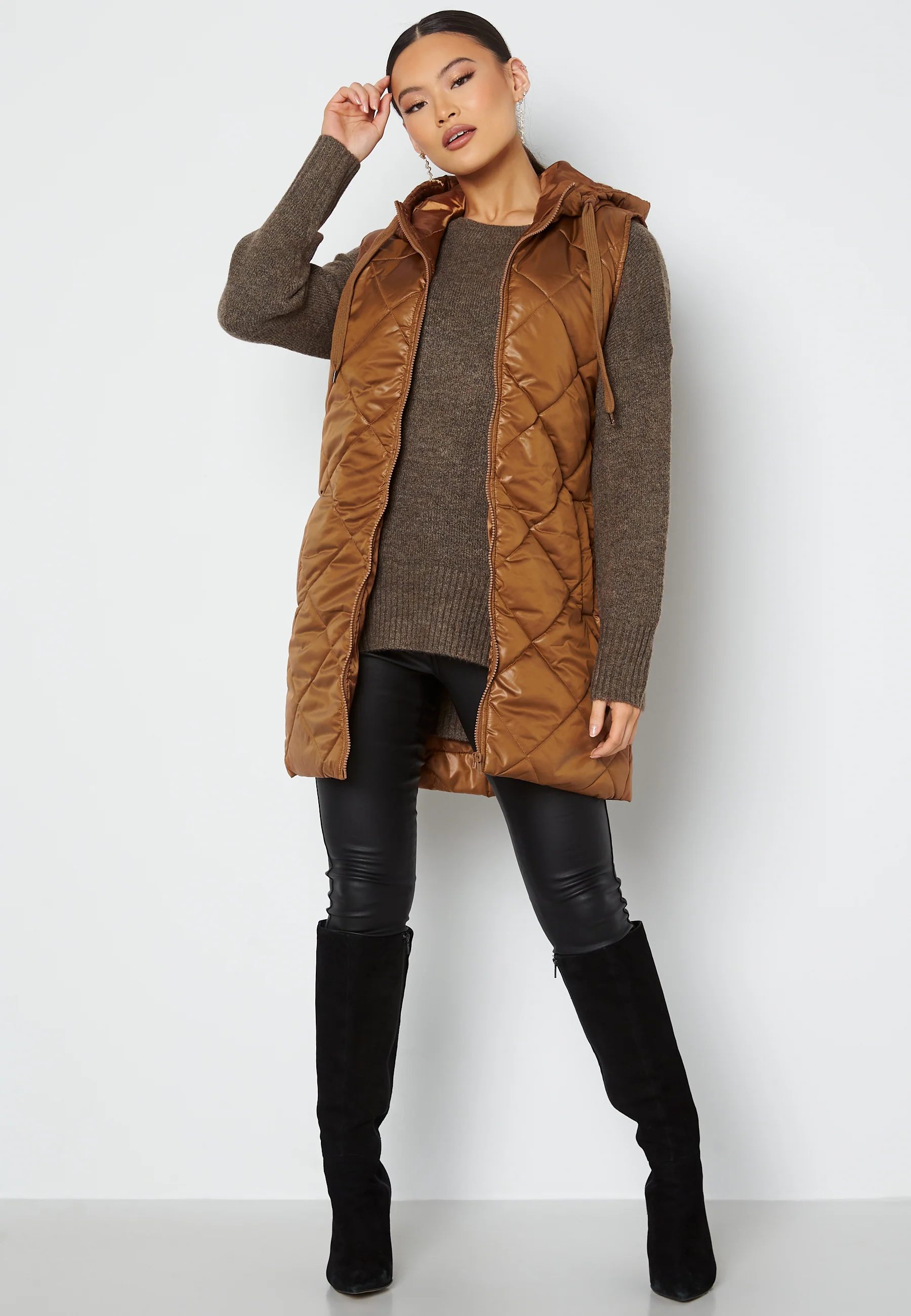 Lucy Quilted Vest - Image 2