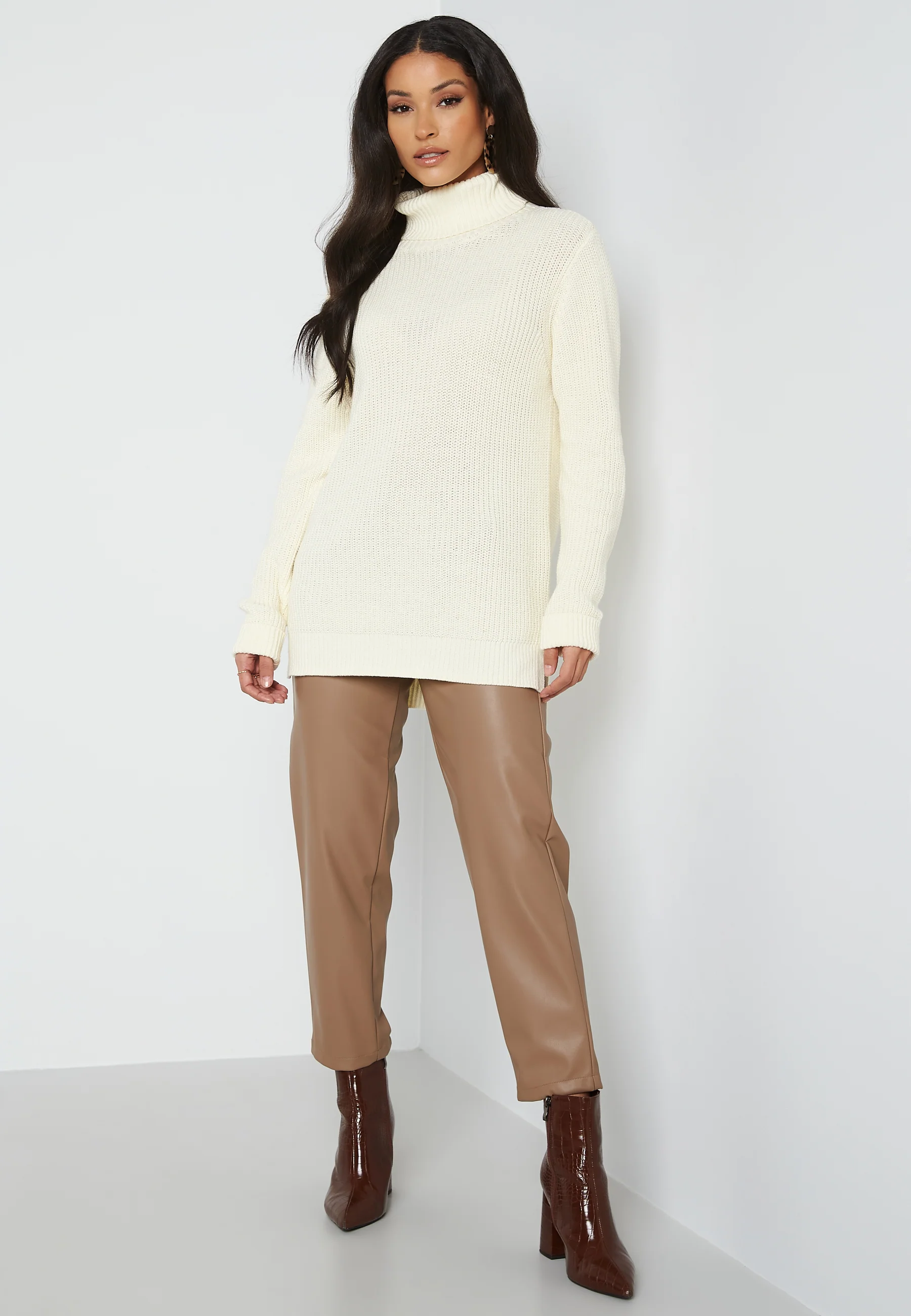 Lucy turtle neck sweater - Image 2