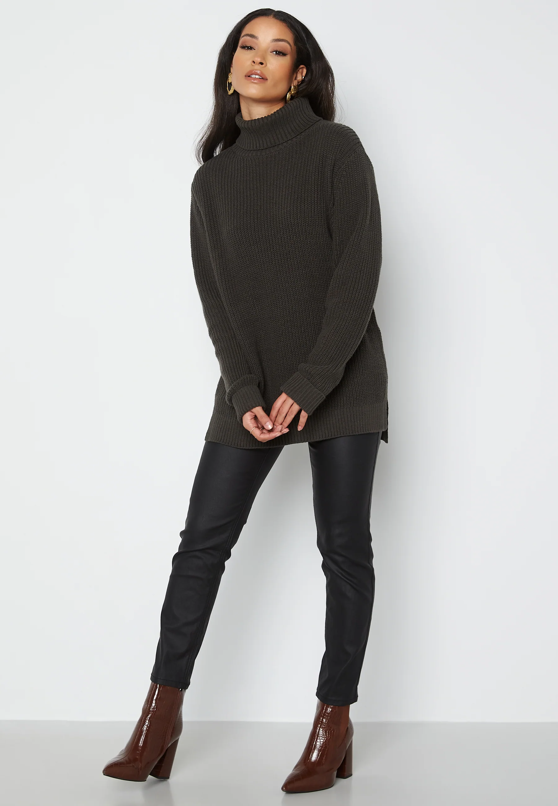 Lucy turtle neck sweater - Image 2