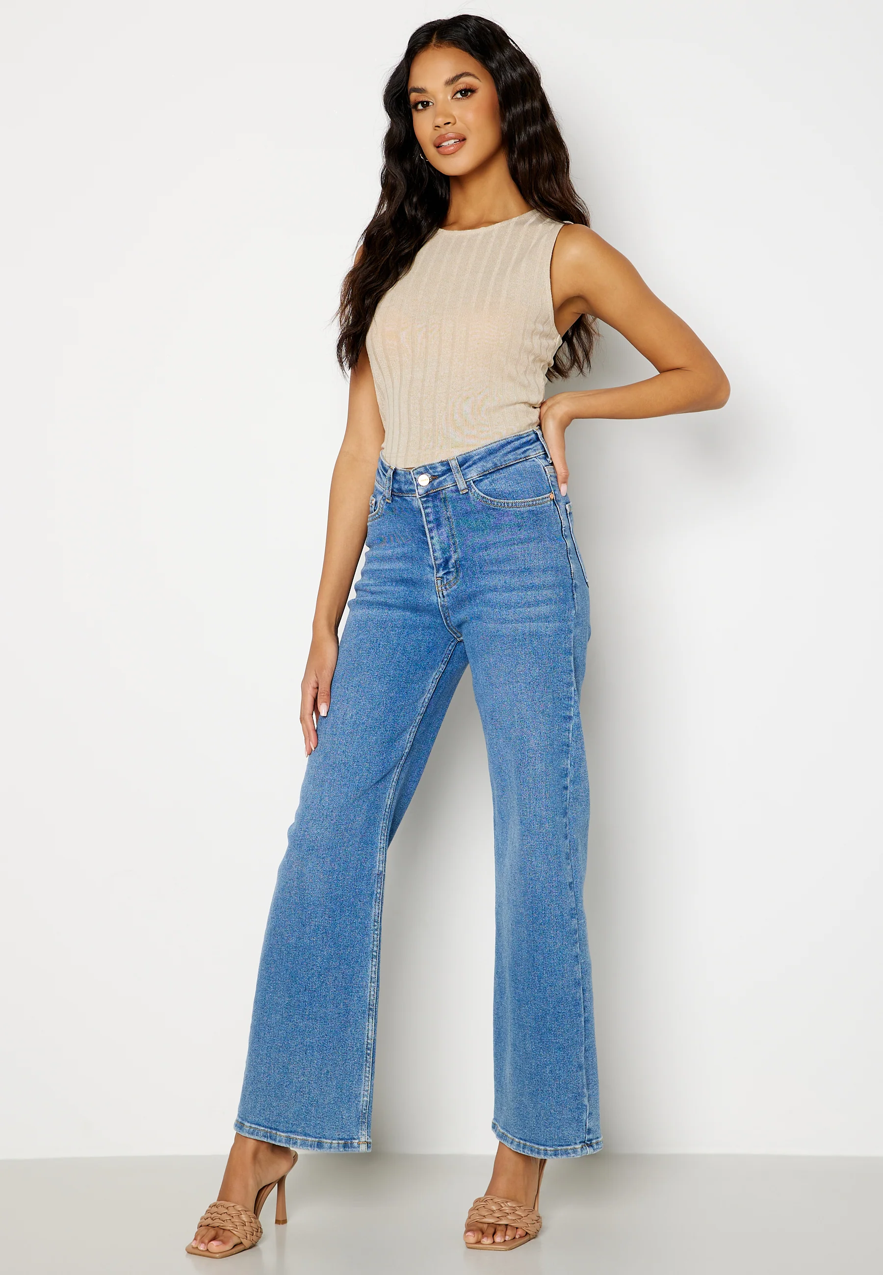 Luisa tie back top - Image 3