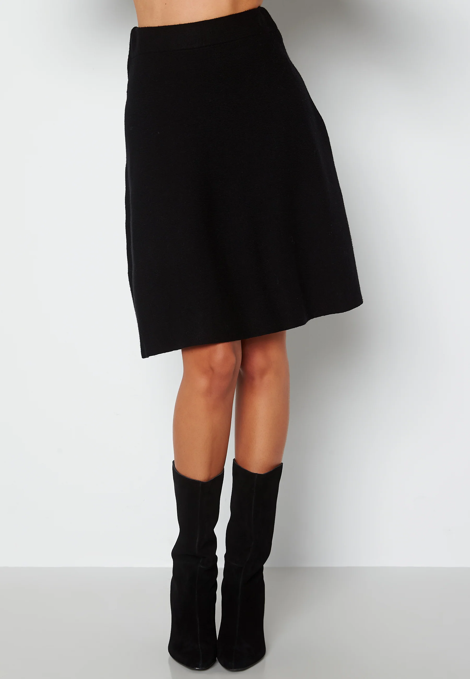 Lynsie Skirt Knit - Image 2