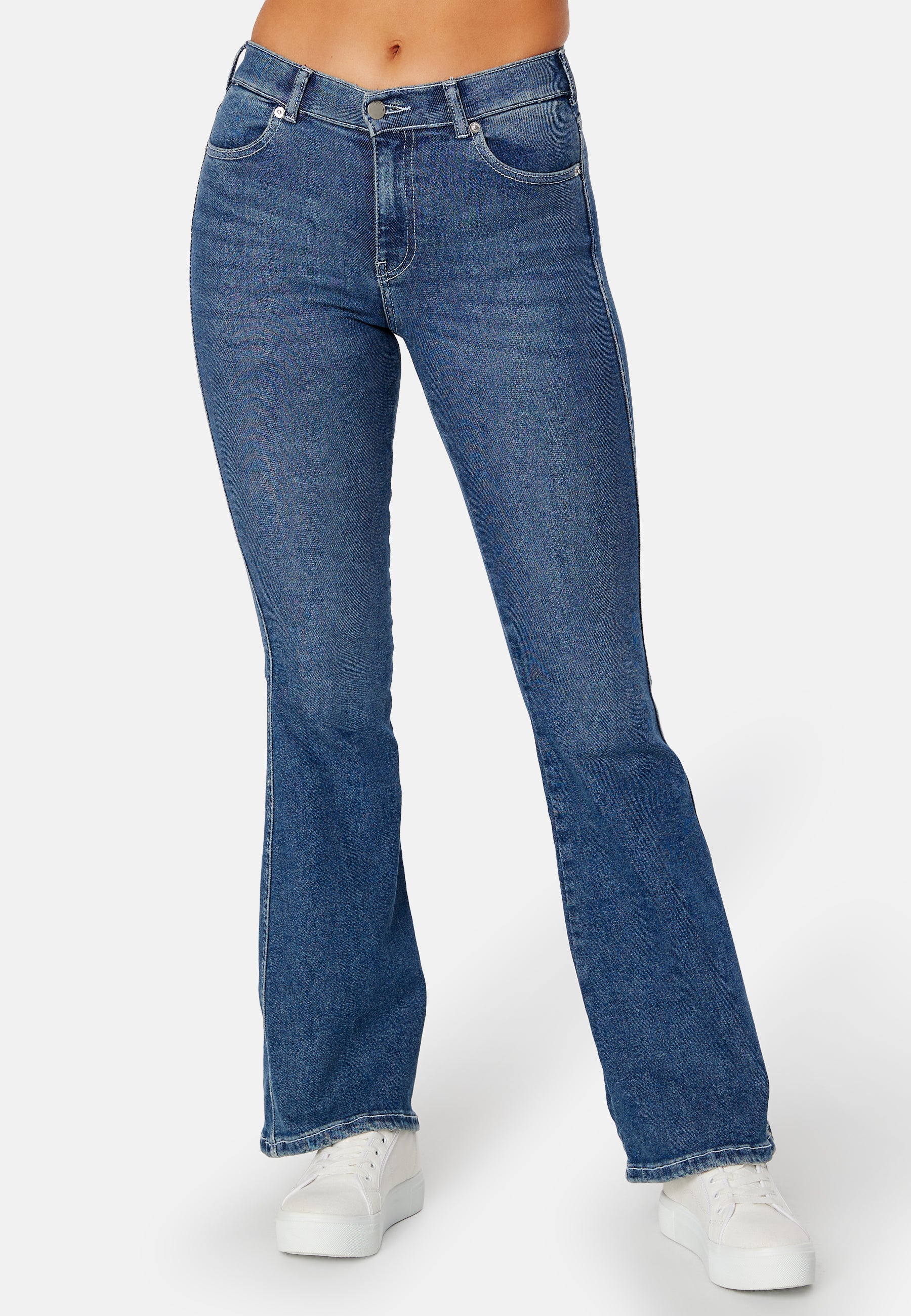 Macy - Image 4