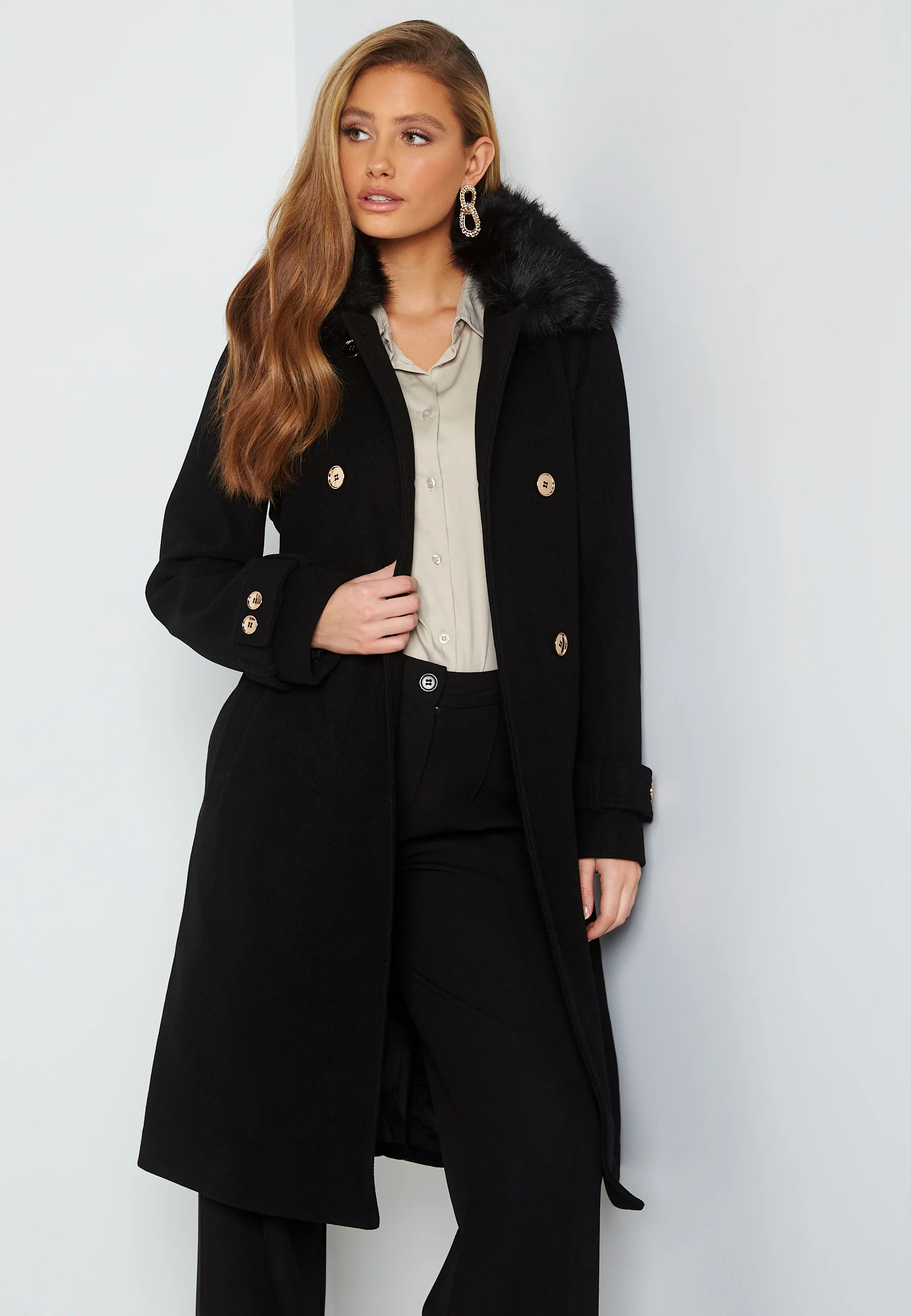 Margo Coat