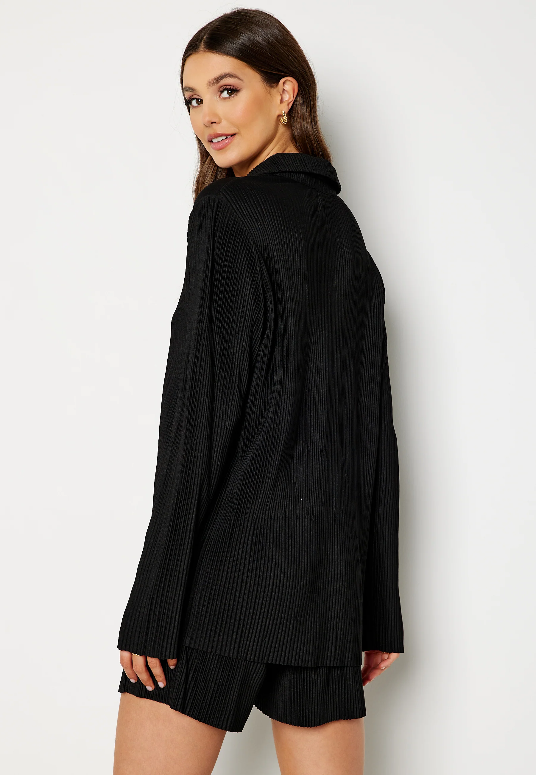 Megan pleated shorts set - Image 3